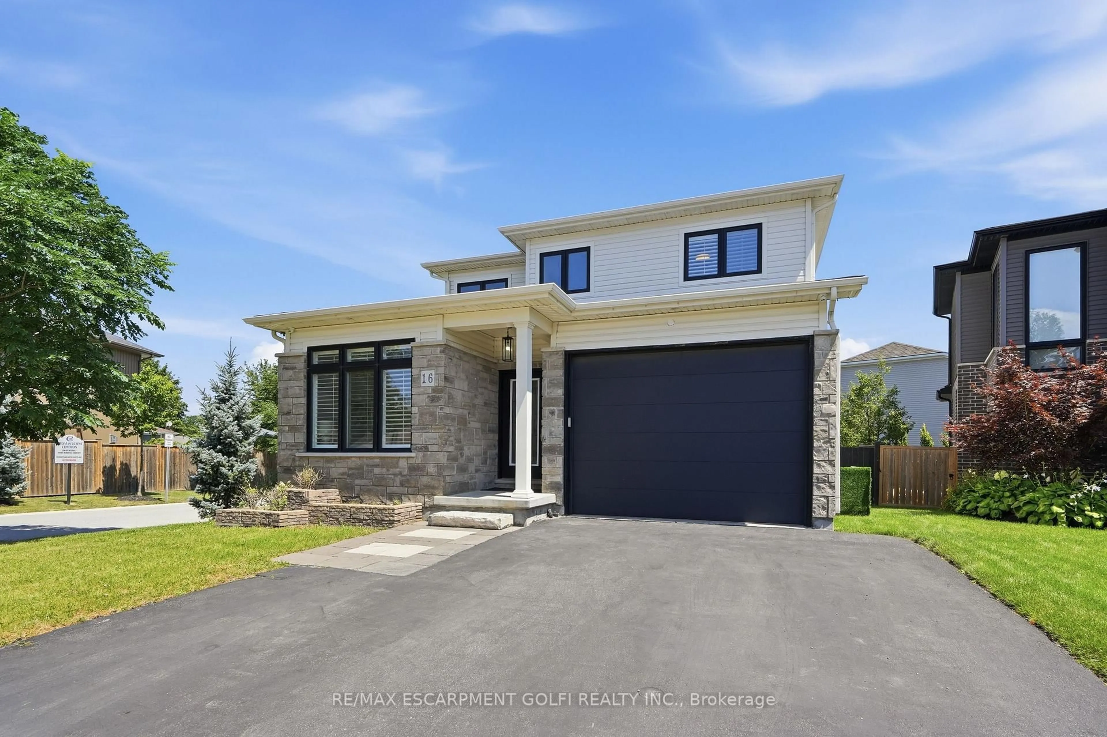 Home with brick exterior material, street for 16 OLDE SCHOOL Crt, St. Catharines Ontario L2N 0B1