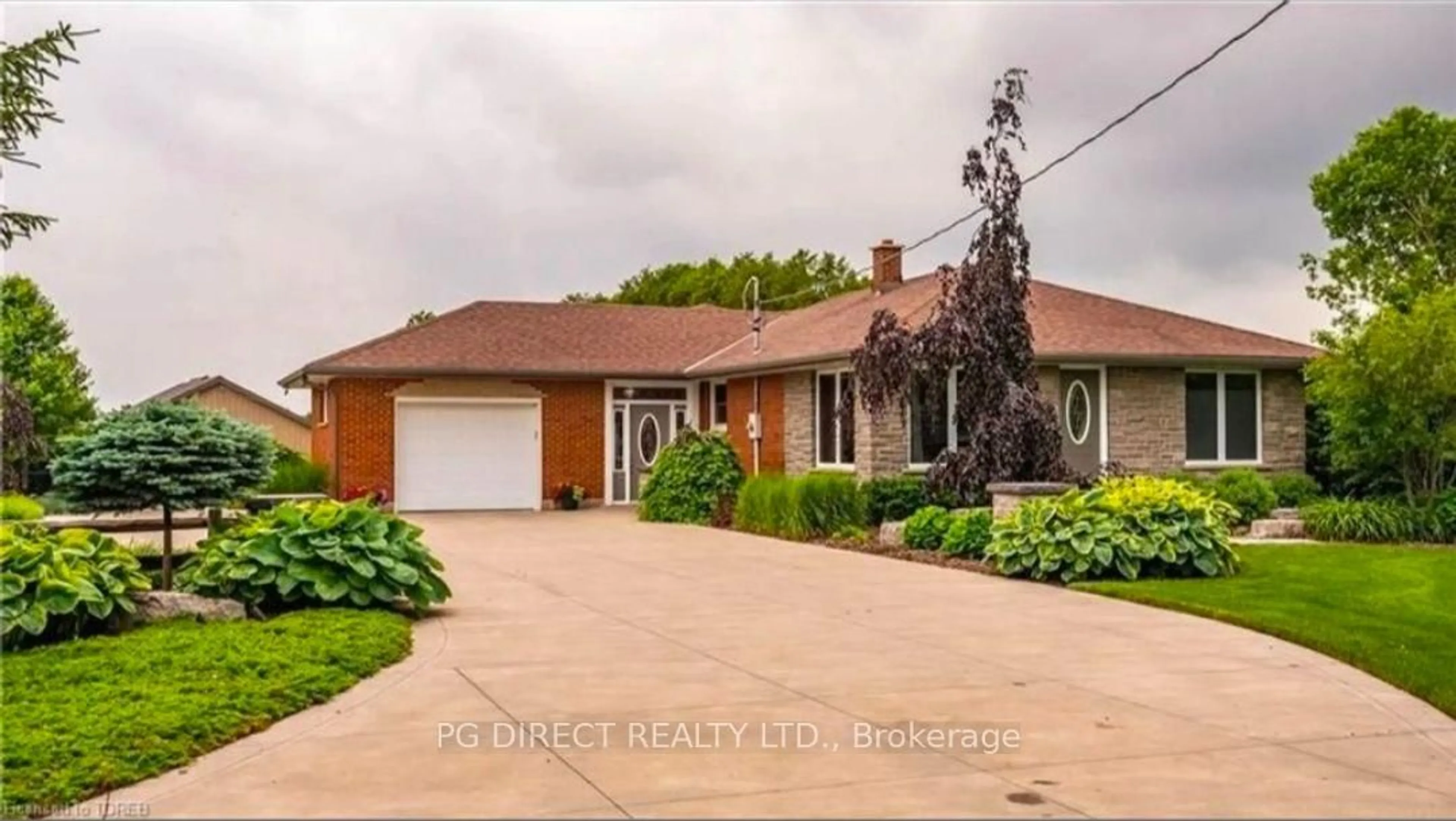 Home with brick exterior material, street for 547 Old Highway 24, Norfolk Ontario N0E 1Y0