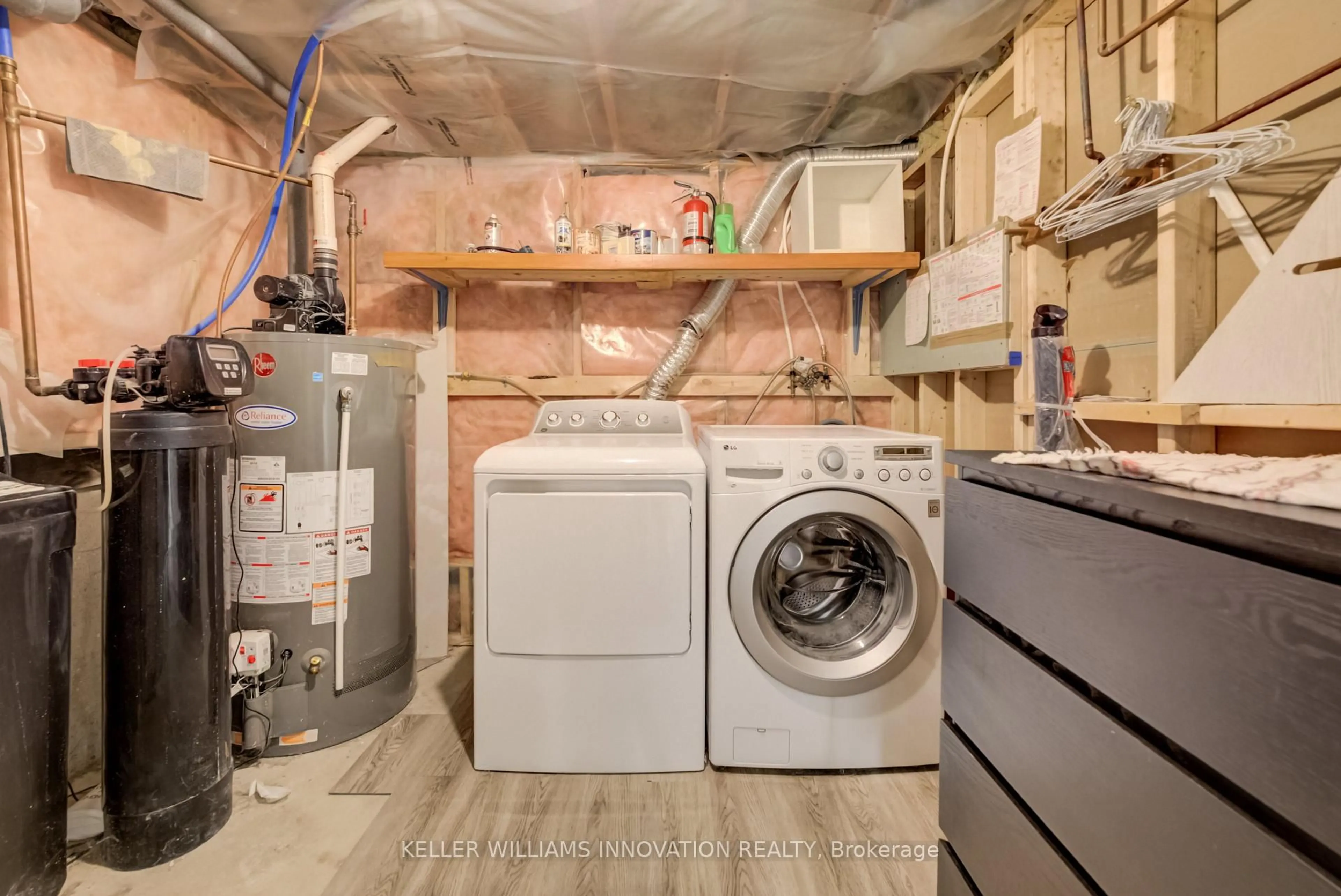 Laundry room for 85 Foxhunt Rd, Waterloo Ontario N2K 2R8