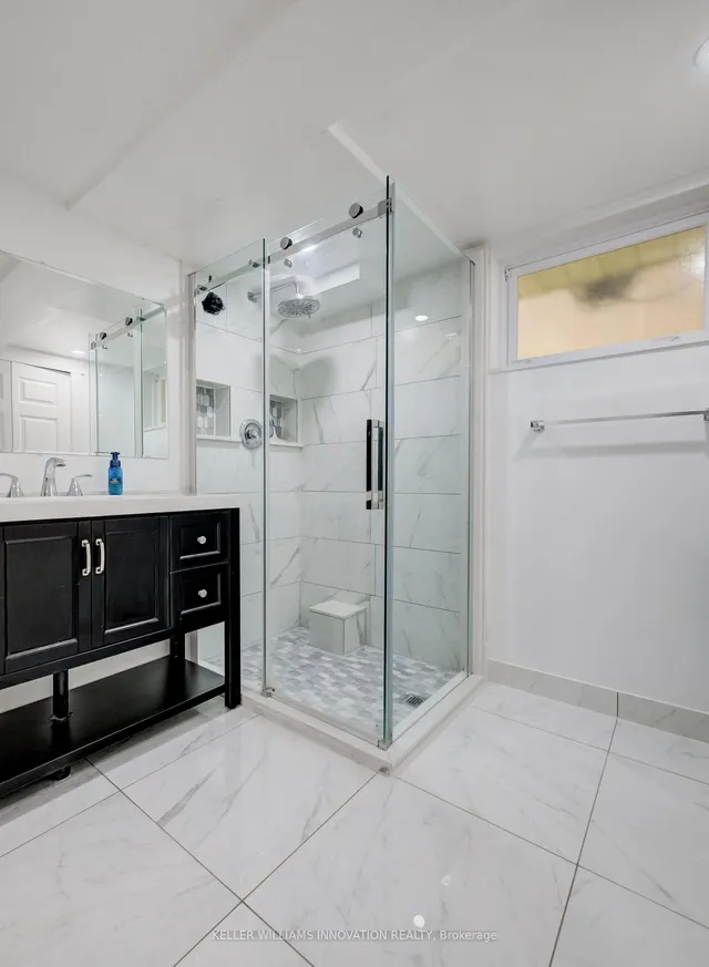 85 Foxhunt Rd, Waterloo 4