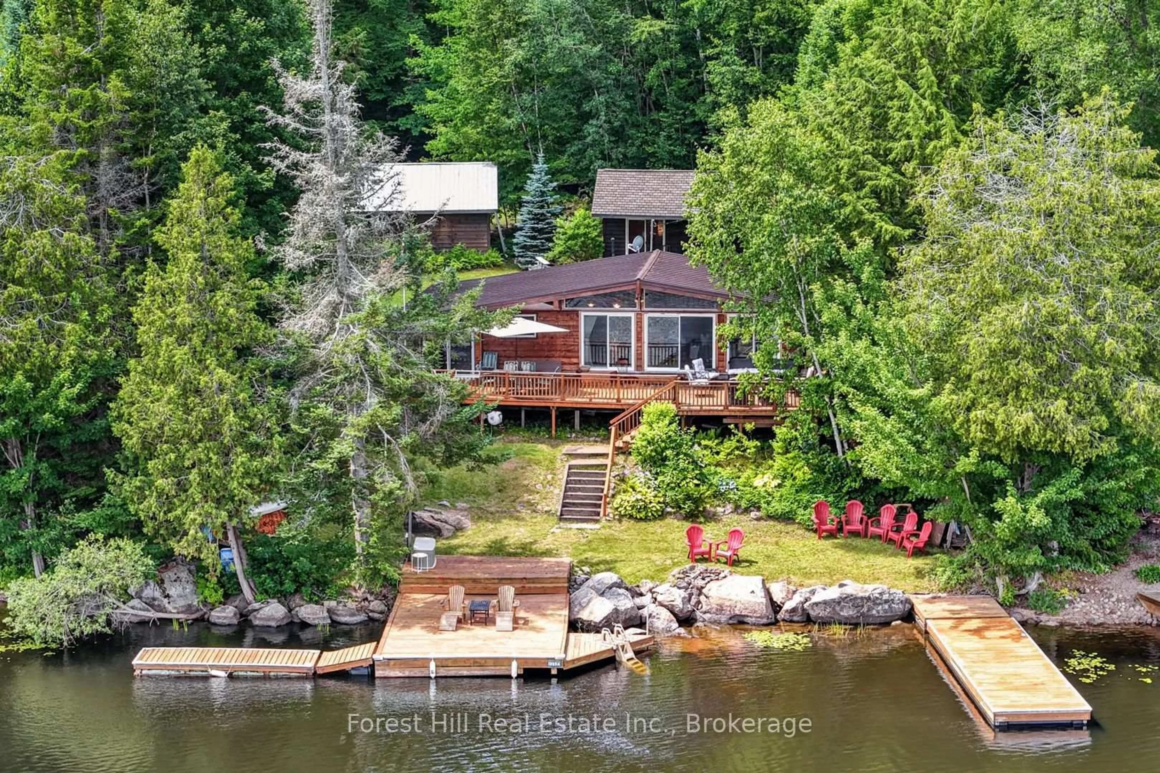 A pic from outside/outdoor area/front of a property/back of a property/a pic from drone, water/lake/river/ocean view for 1355 Bellwood Acres Rd, Lake of Bays Ontario P0A 1E0