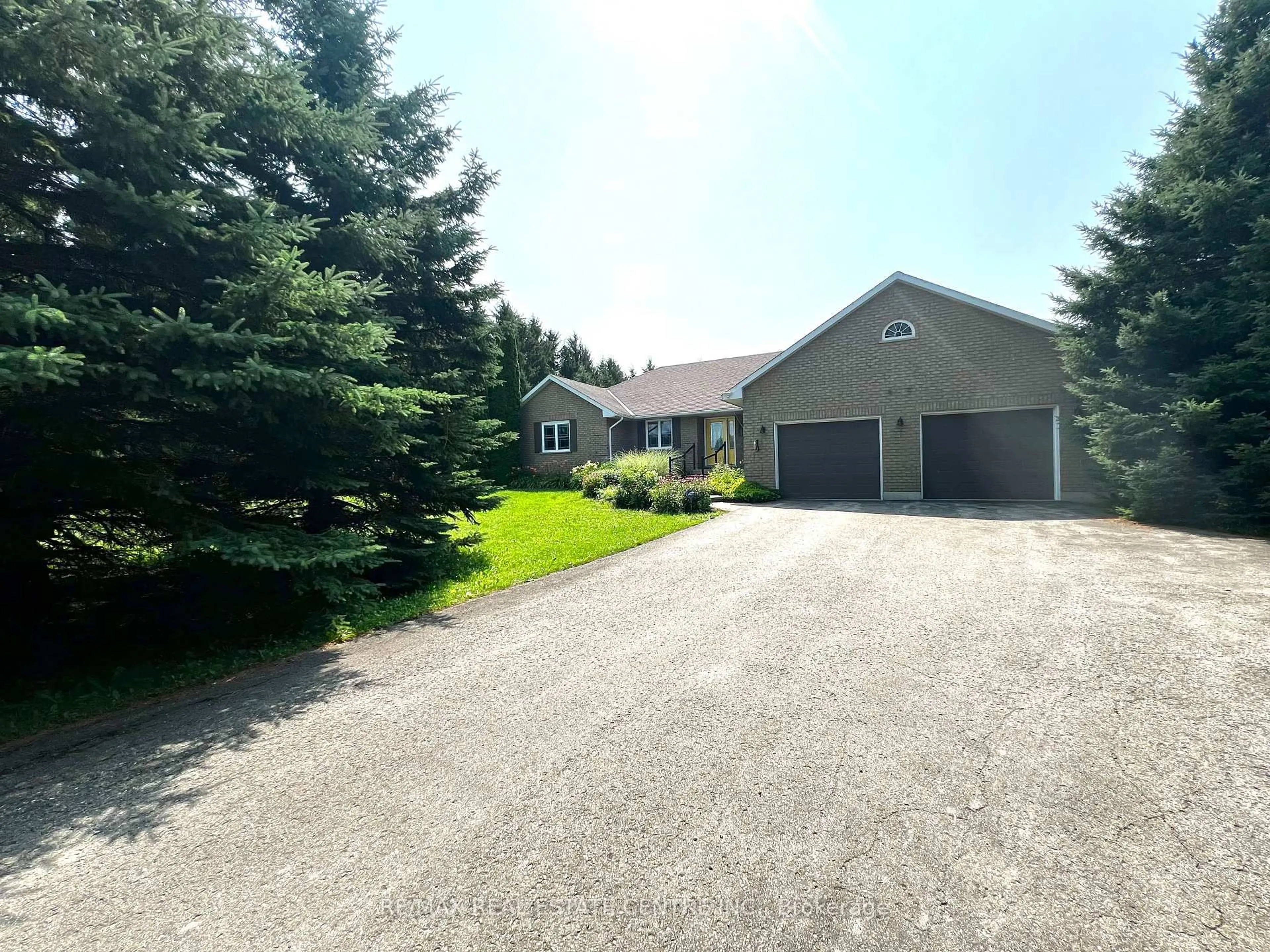 A pic from outside/outdoor area/front of a property/back of a property/a pic from drone, street for 476210 3rd Line, Melancthon Ontario L9V 1T3