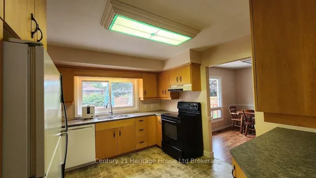 54 Glendale Dr, Tillsonburg 4