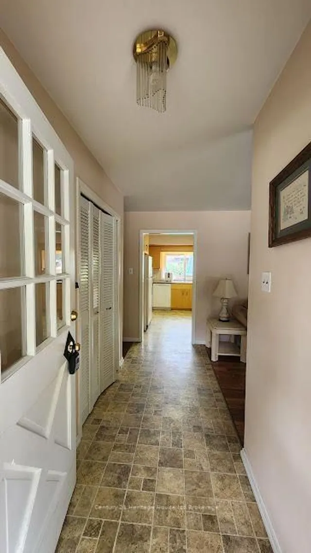 54 Glendale Dr, Tillsonburg 2