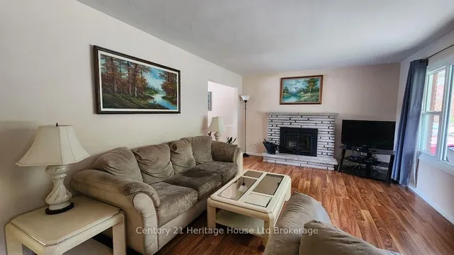 54 Glendale Dr, Tillsonburg 3