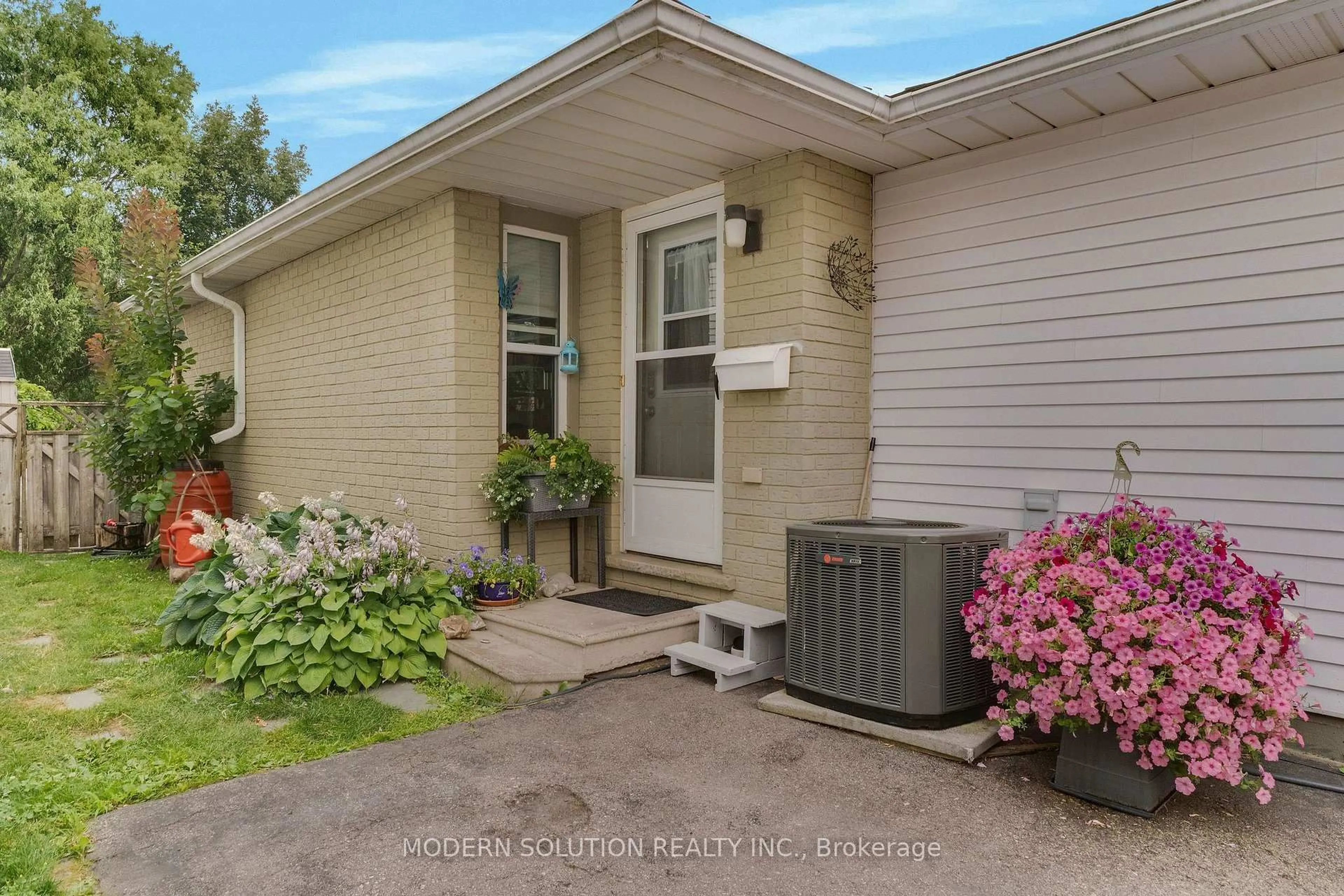 Unknown for 337 Auden Rd, Guelph Ontario N1E 6T2