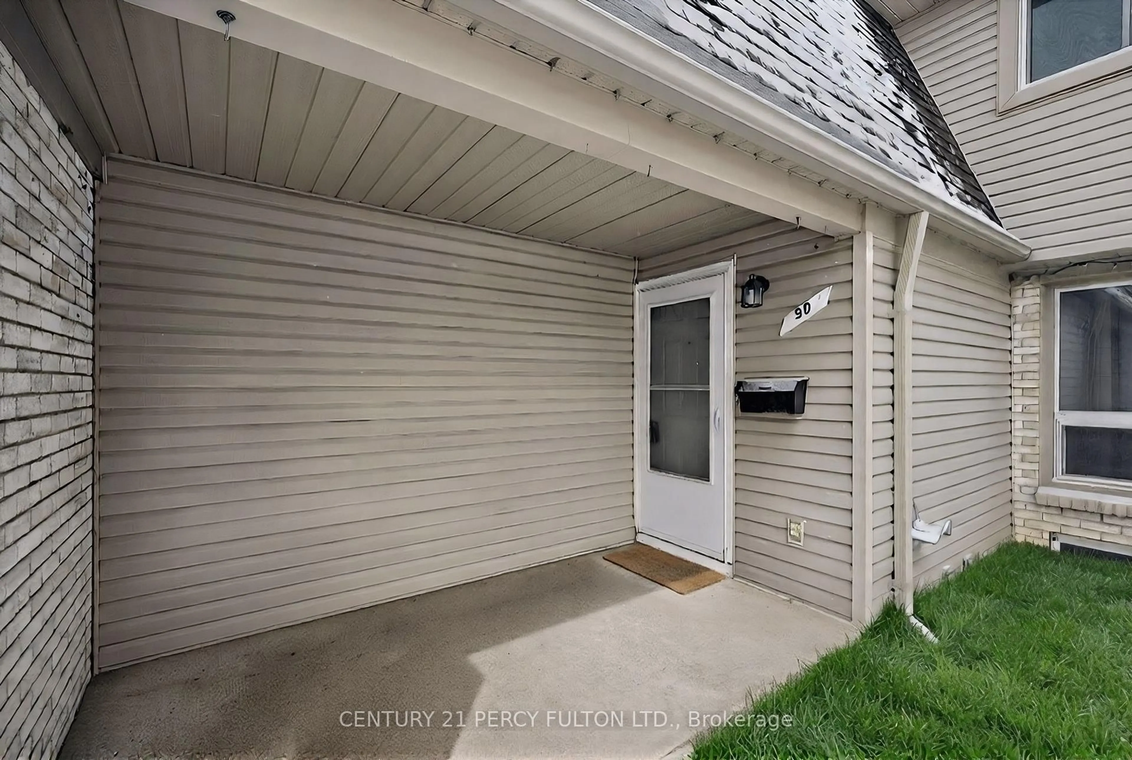 Unknown for 700 Paisley Rd #90, Guelph Ontario N1K 1A3