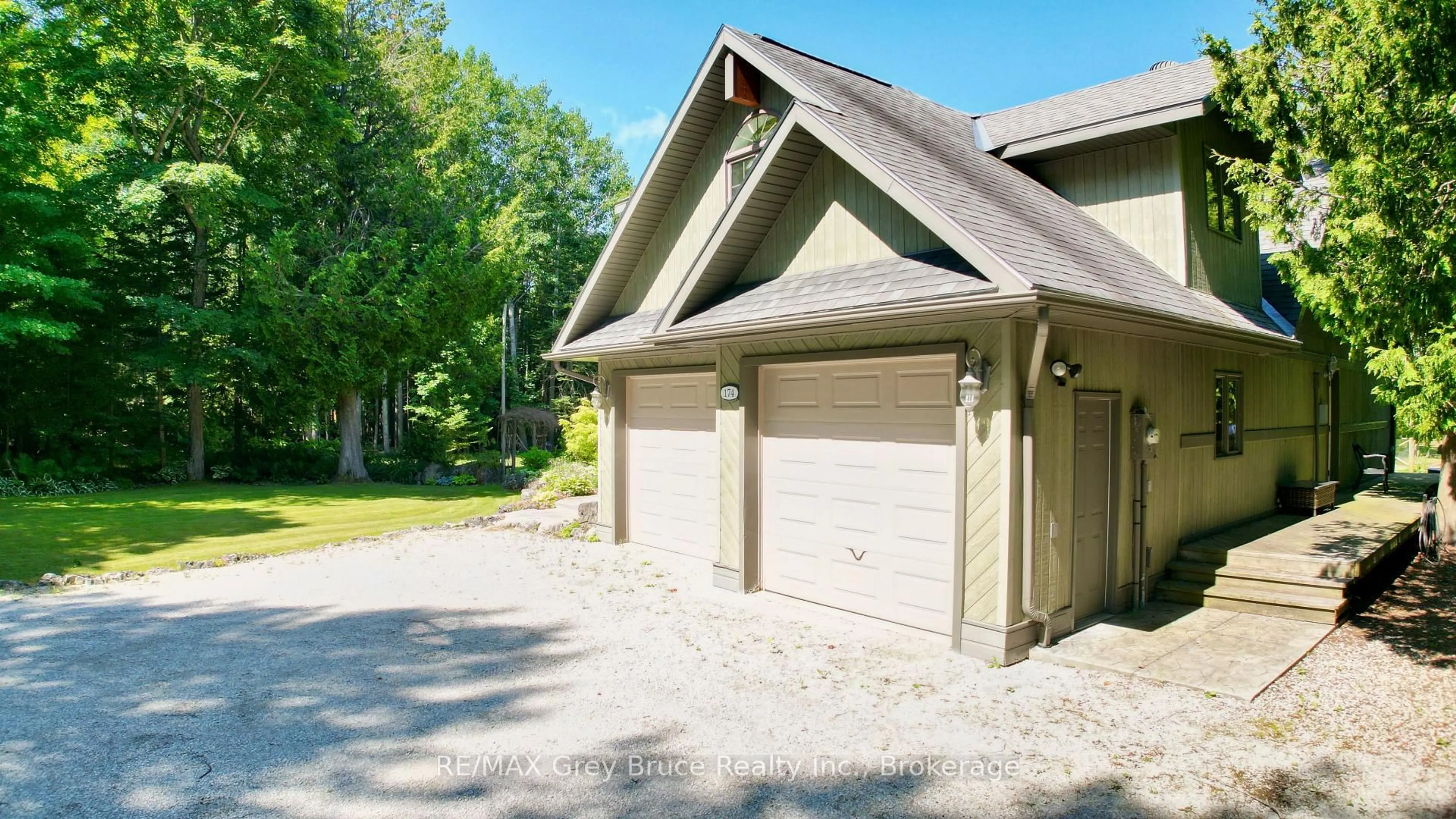 Indoor garage for 174 Cape Hurd Rd, Northern Bruce Peninsula Ontario N0H 2R0