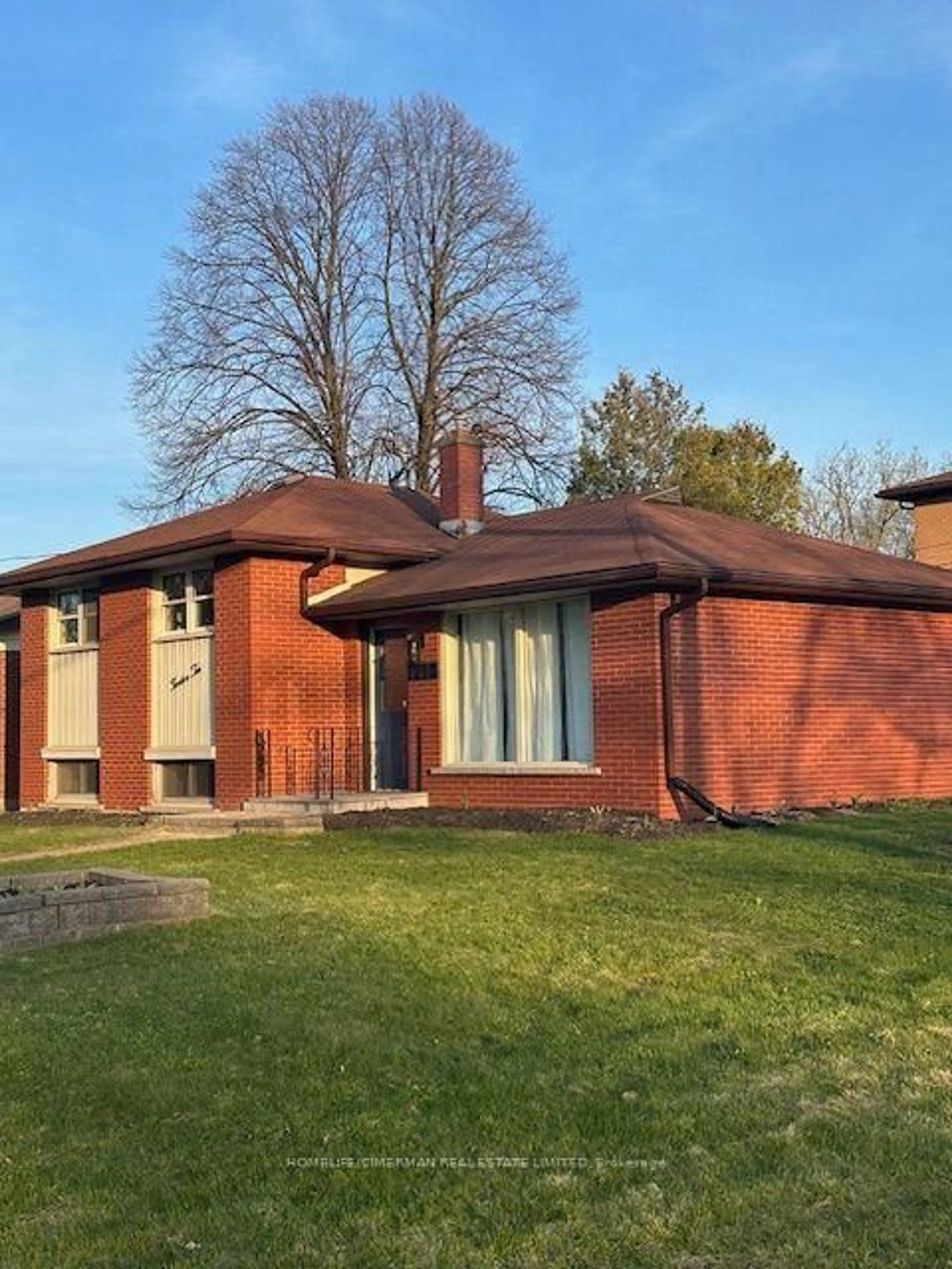 Home with brick exterior material, building for 1210 Homuth Ave, Cambridge Ontario N3H 2C9