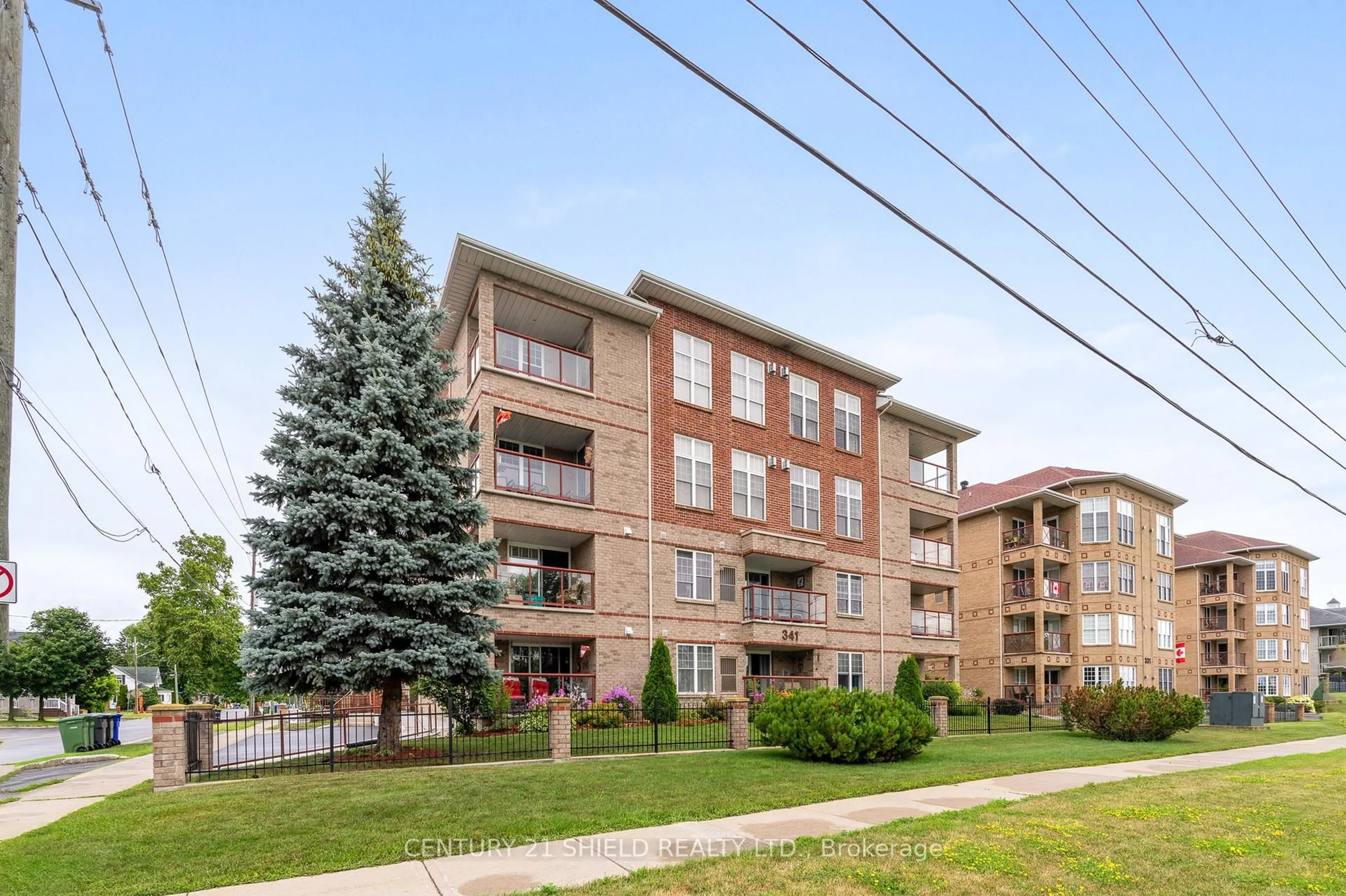 Patio, building for 341 Water St #103, Cornwall Ontario K6J 1A5