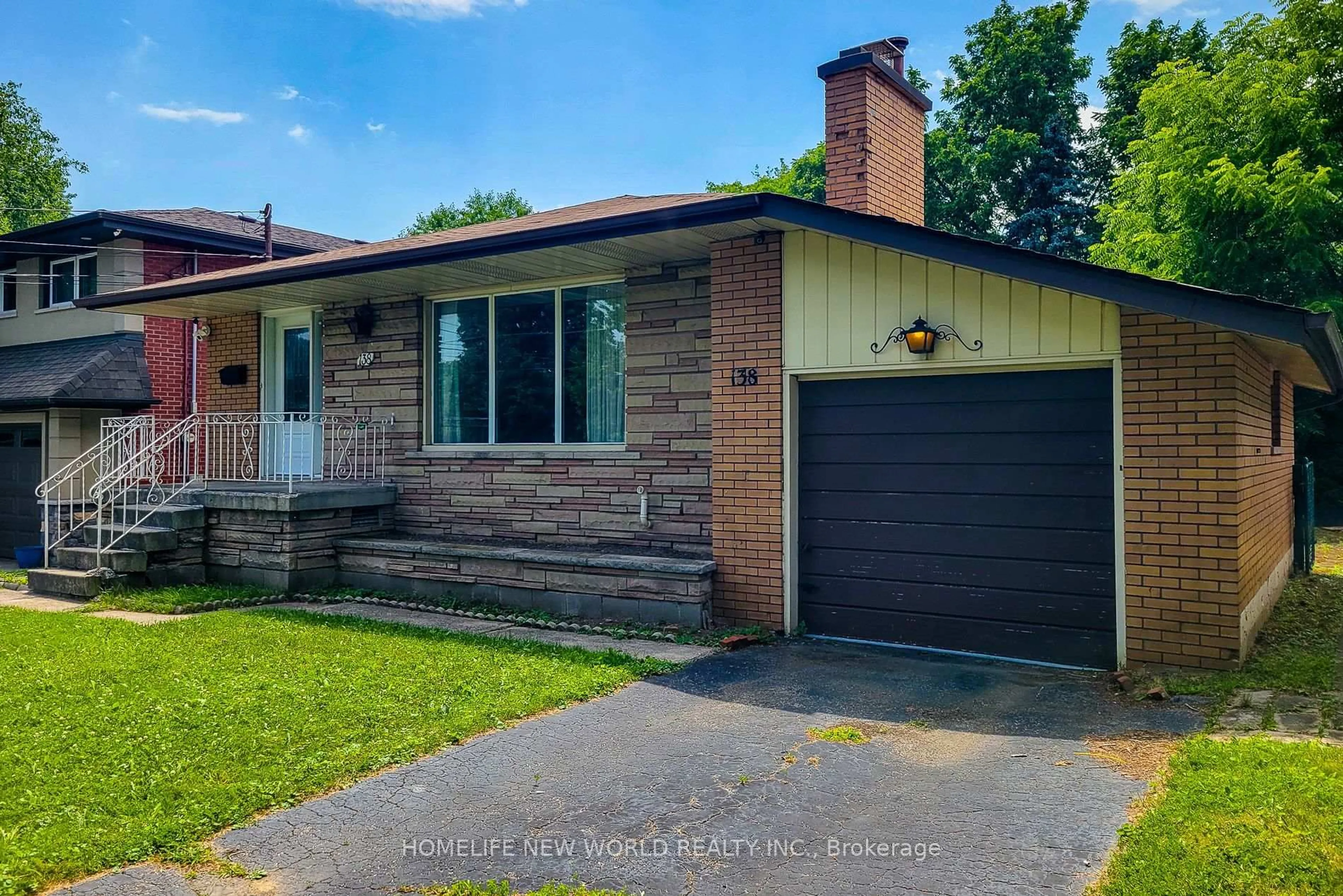 Home with brick exterior material, street for 138 Rifle Range Rd, Hamilton Ontario L8S 3B6