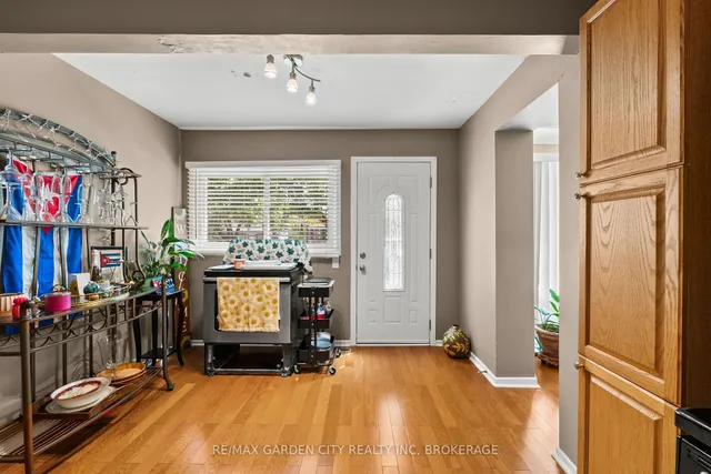 36 Rose Ave, Thorold 5