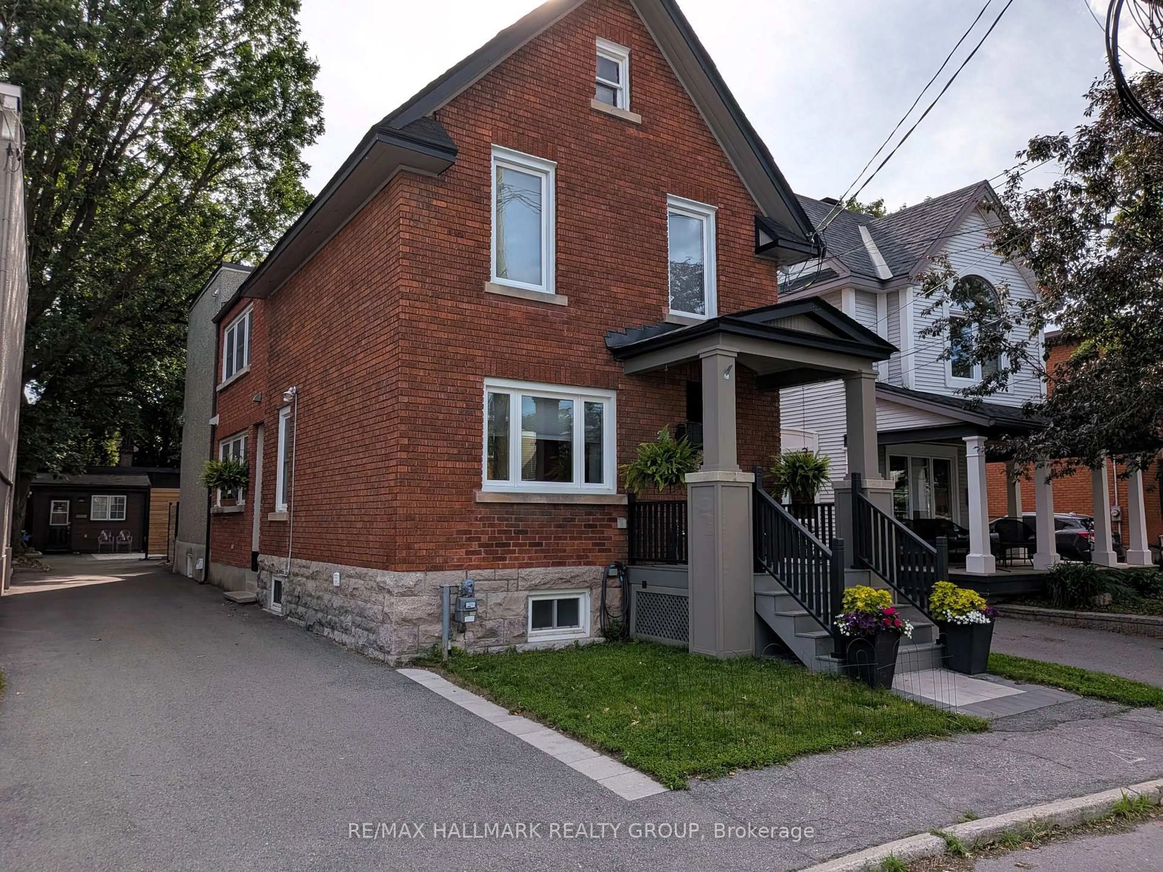 Home with brick exterior material, street for 24 Morris St, Ottawa Ontario K1S 4A7