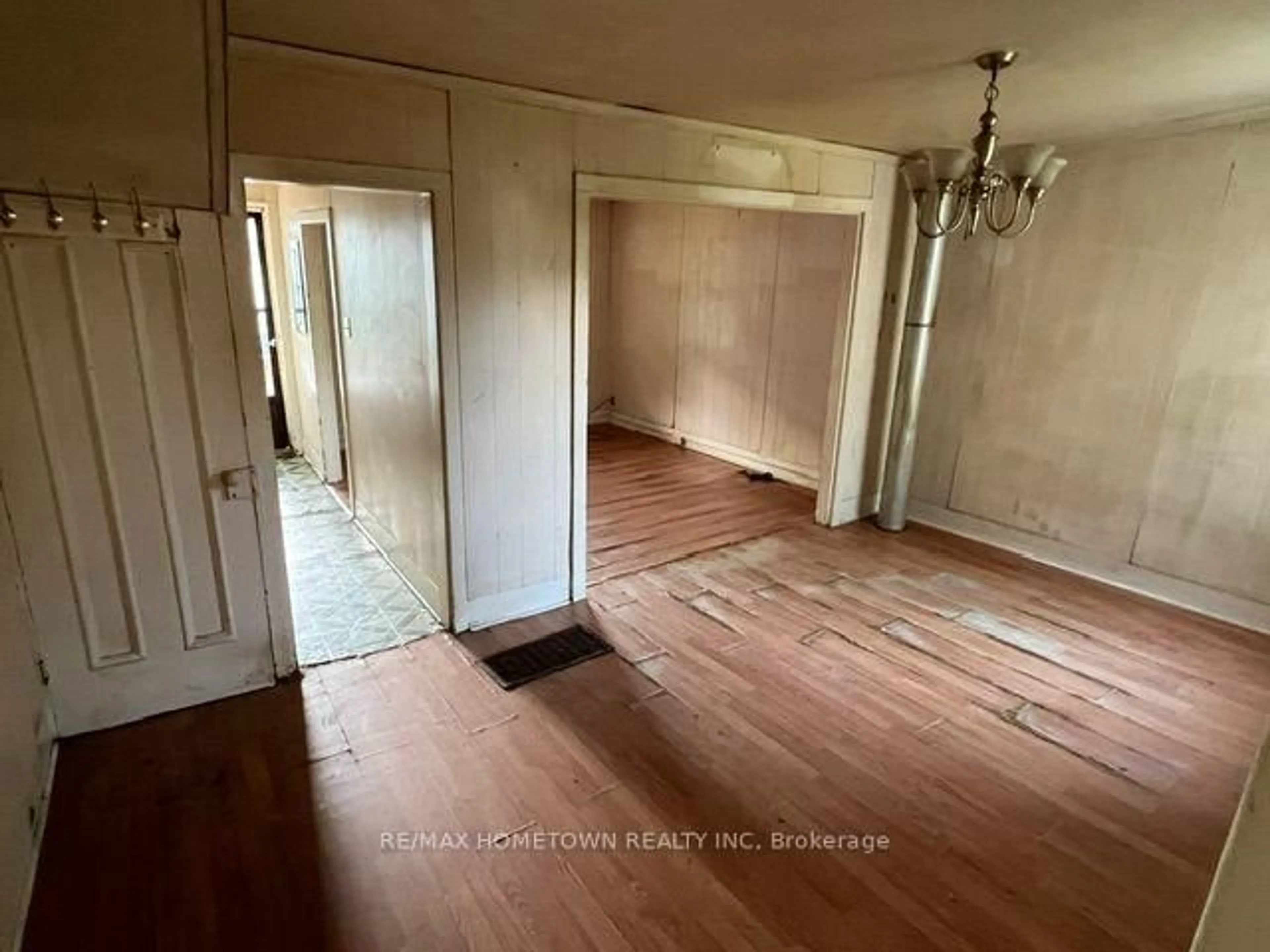 A pic of a room for 19 Daniel St, Brockville Ontario K6V 4Z4
