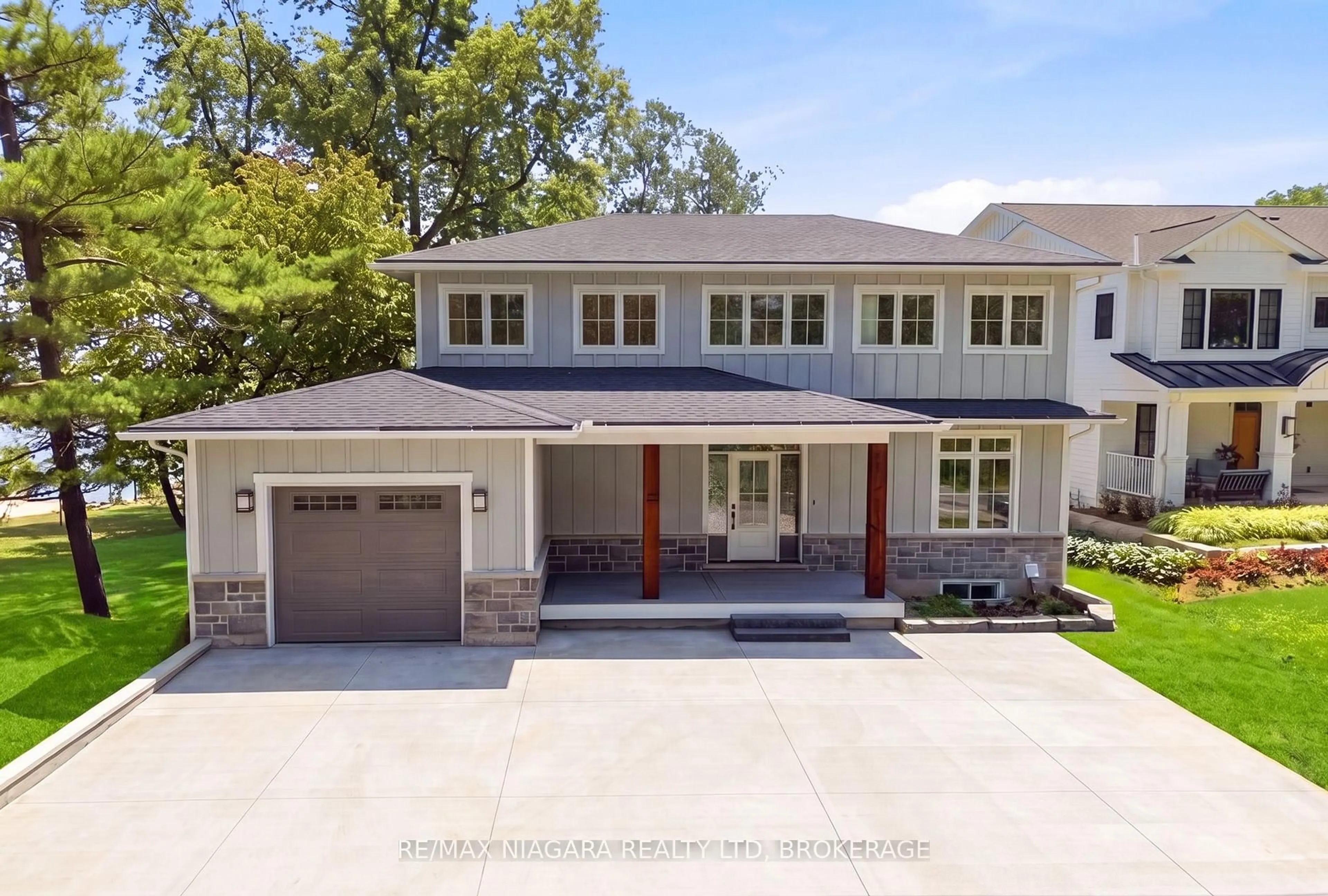 Home with brick exterior material, street for 3561 Yacht Harbour Rd, Fort Erie Ontario L0S 1N0