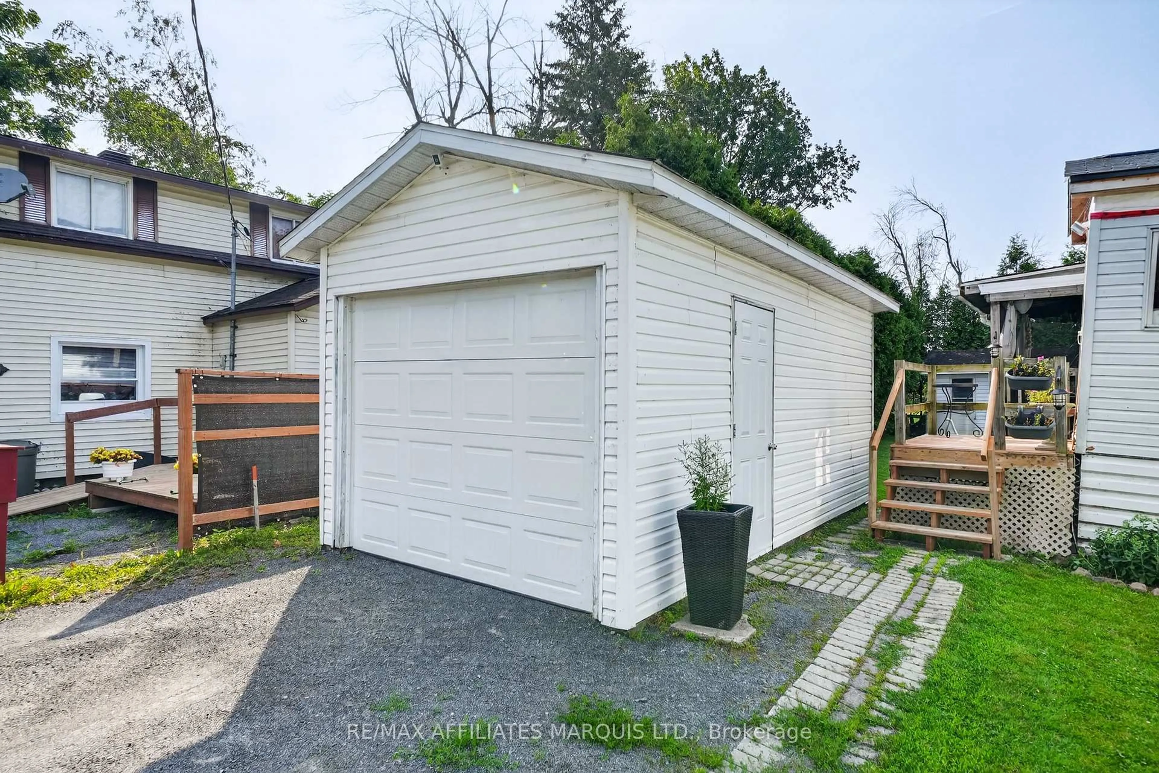 Shed for 28 Thomas St, South Glengarry Ontario K0C 1N0