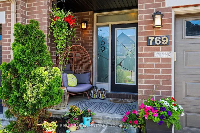 769 Cairn Cres, Ottawa 4
