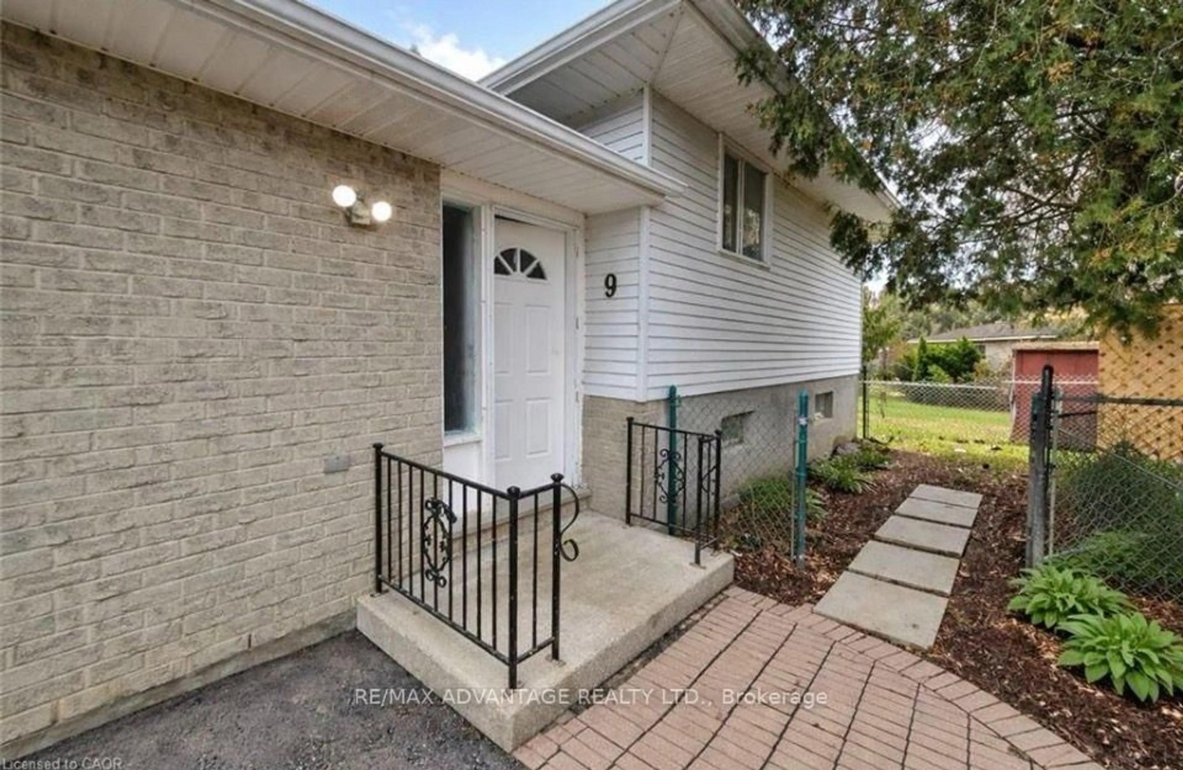 Home with brick exterior material, street for 9 Camelot Cres, London East Ontario N5V 3L4