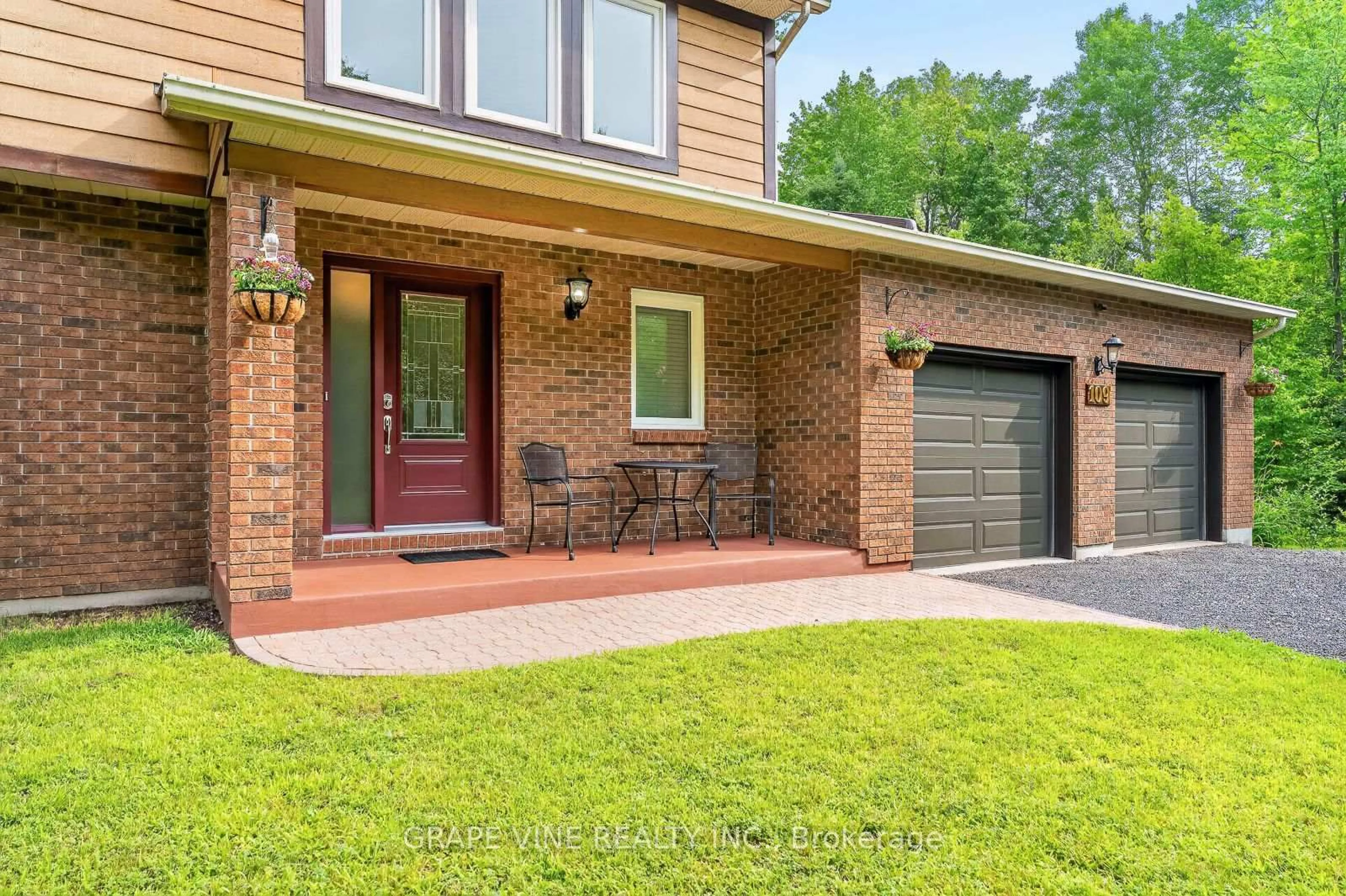 Home with brick exterior material, street for 109 MIDVALE Dr, Carp Ontario K0A 1L0