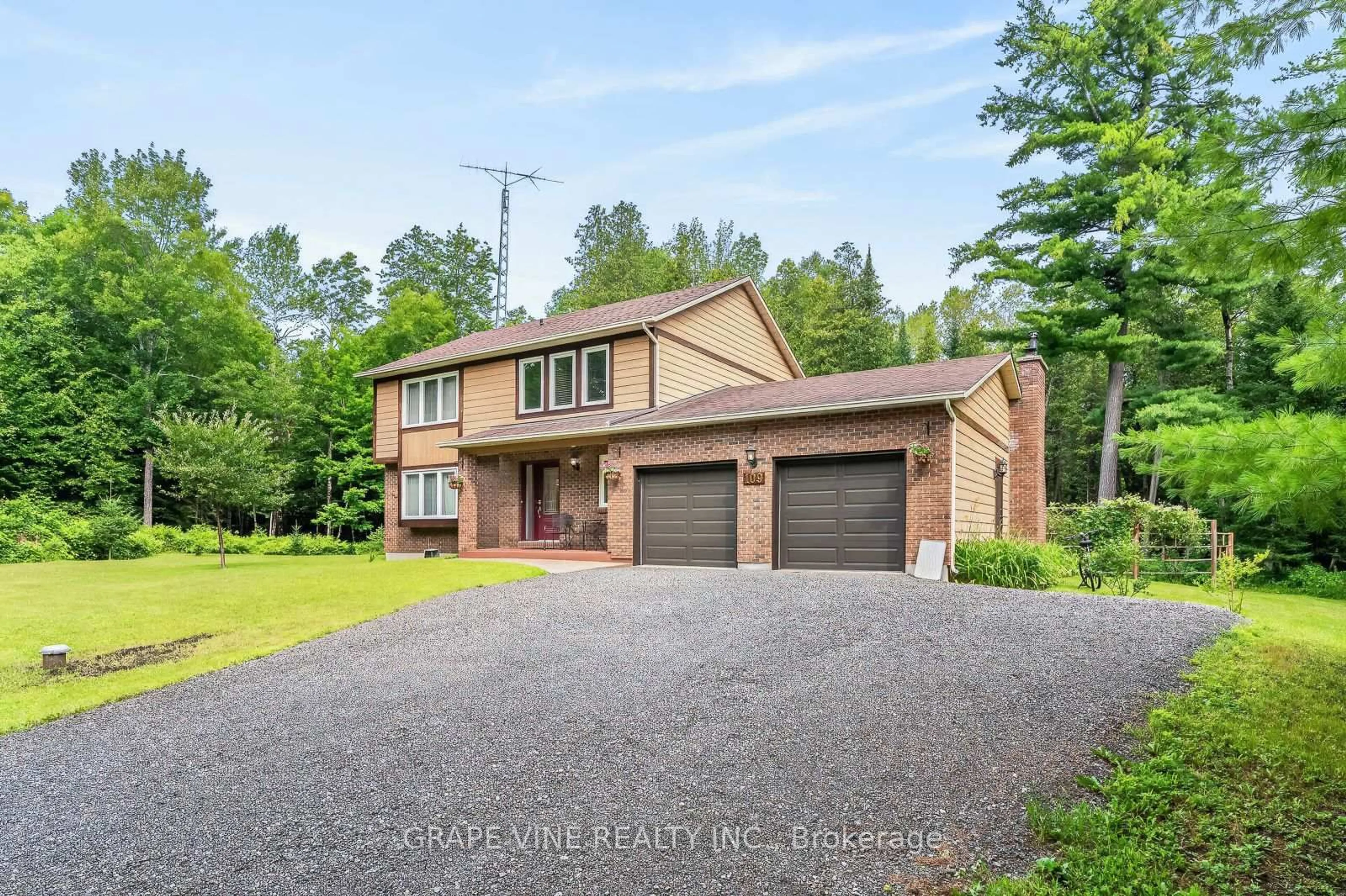 Home with brick exterior material, street for 109 MIDVALE Dr, Carp Ontario K0A 1L0