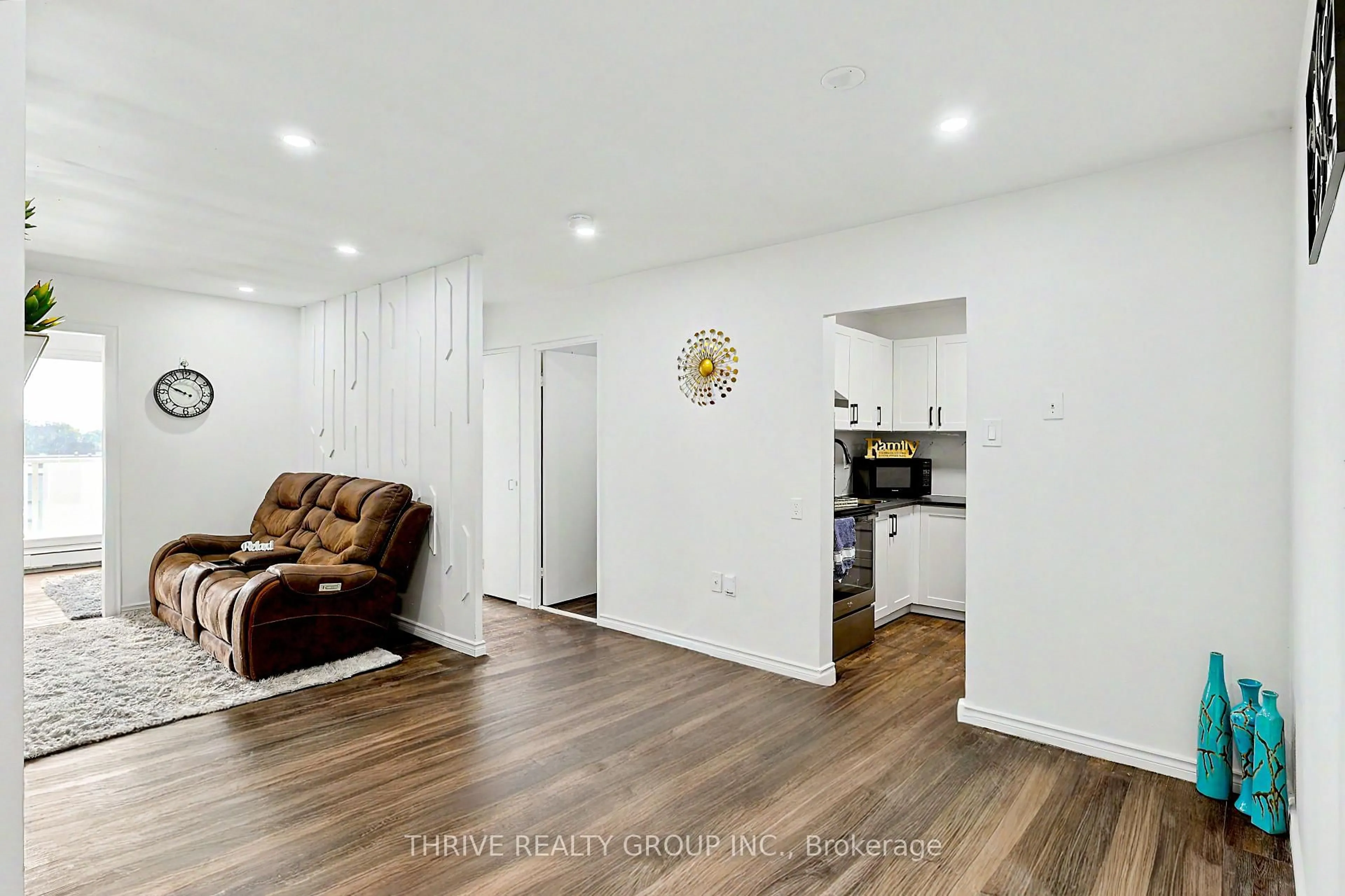 Unknown for 583 Mornington Ave #605, London East Ontario N5Y 3E9
