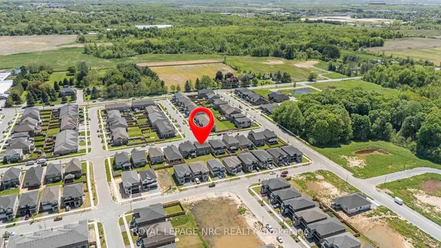 12 Swan Ave, Pelham 3