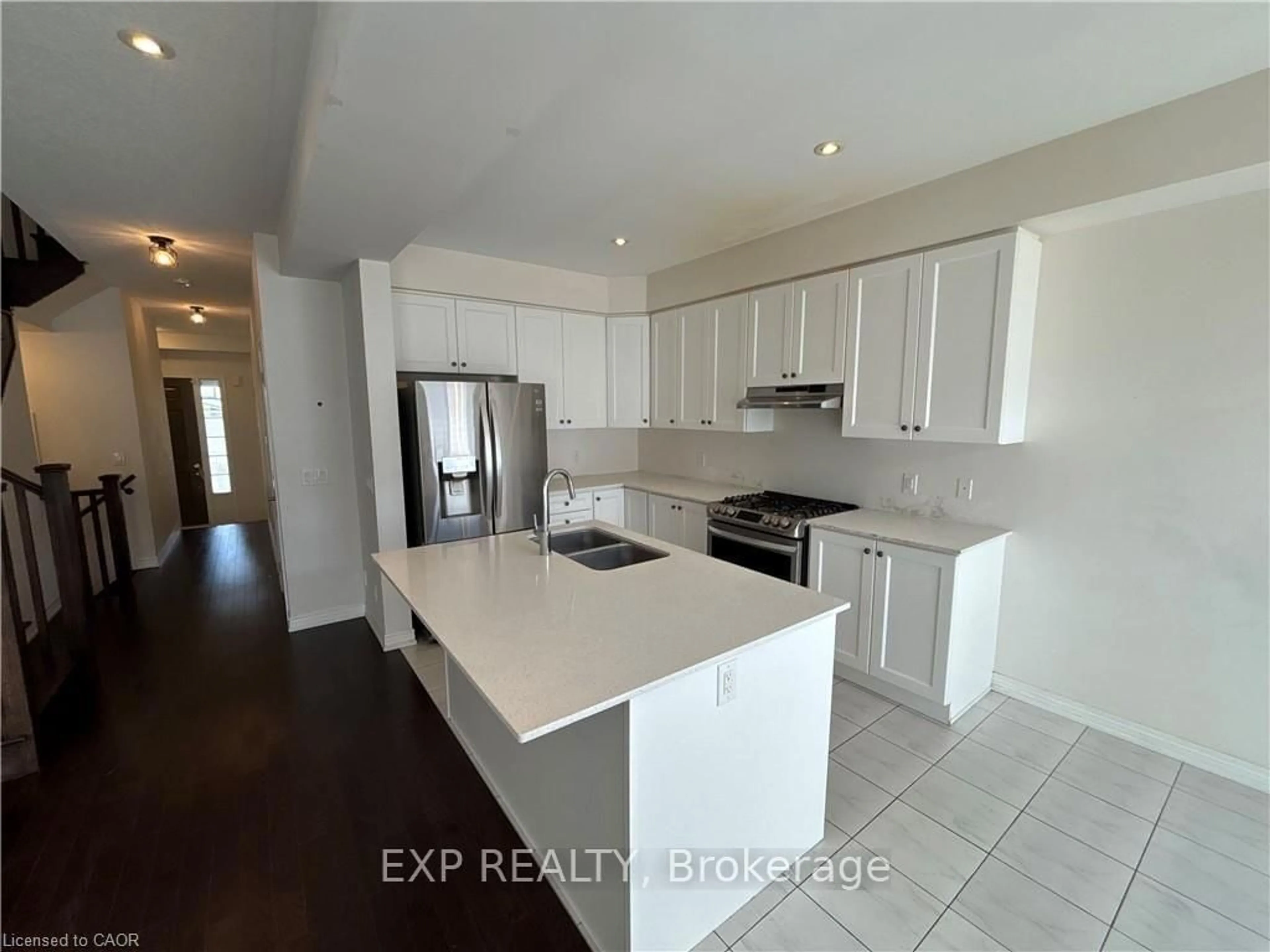 Open concept kitchen, unknown for 60 Reistwood Dr, Kitchener Ontario N2P 2L1