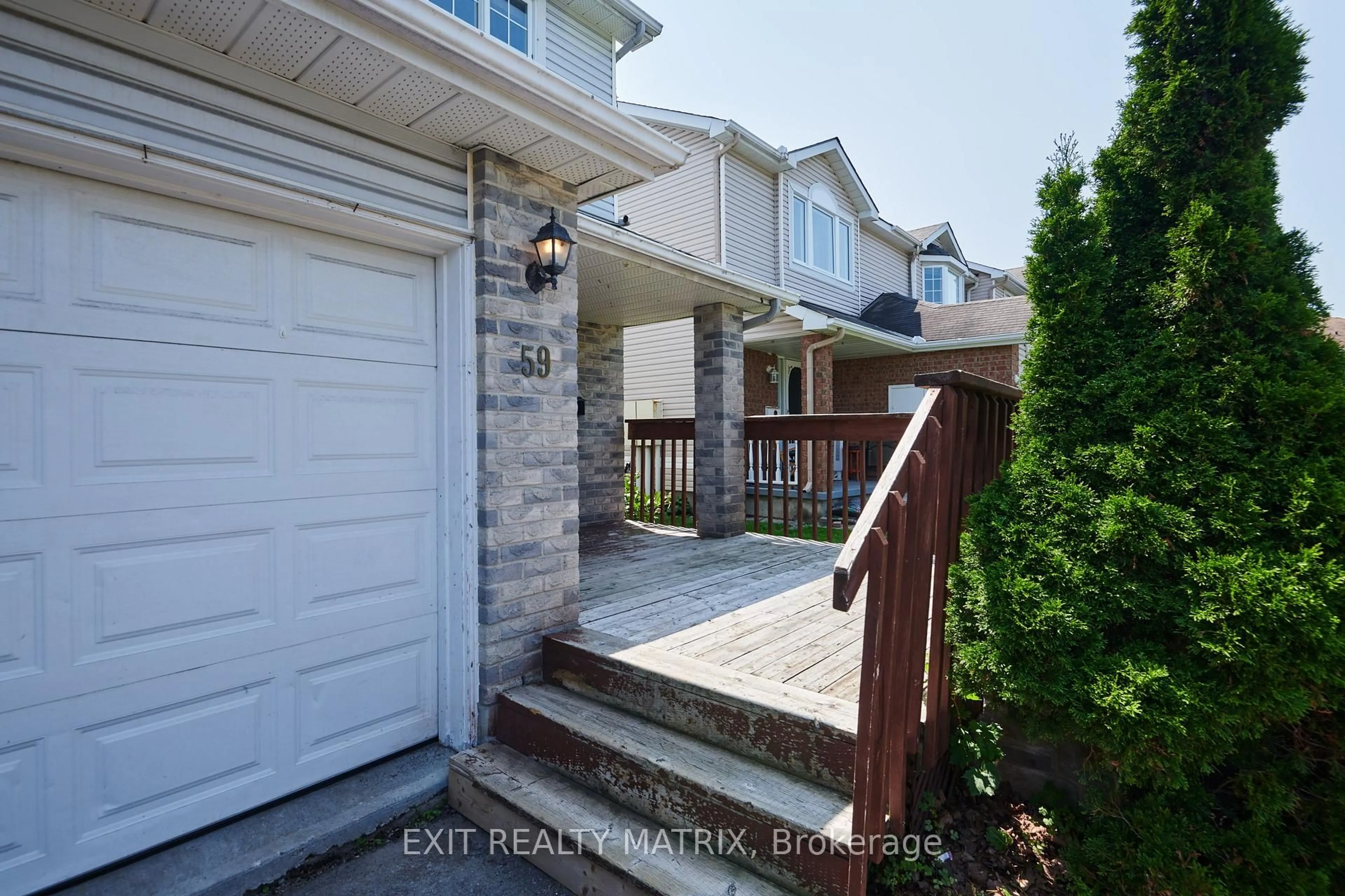 Home with vinyl exterior material, street for 59 Jackman Terr, Ottawa Ontario K2L 4E1