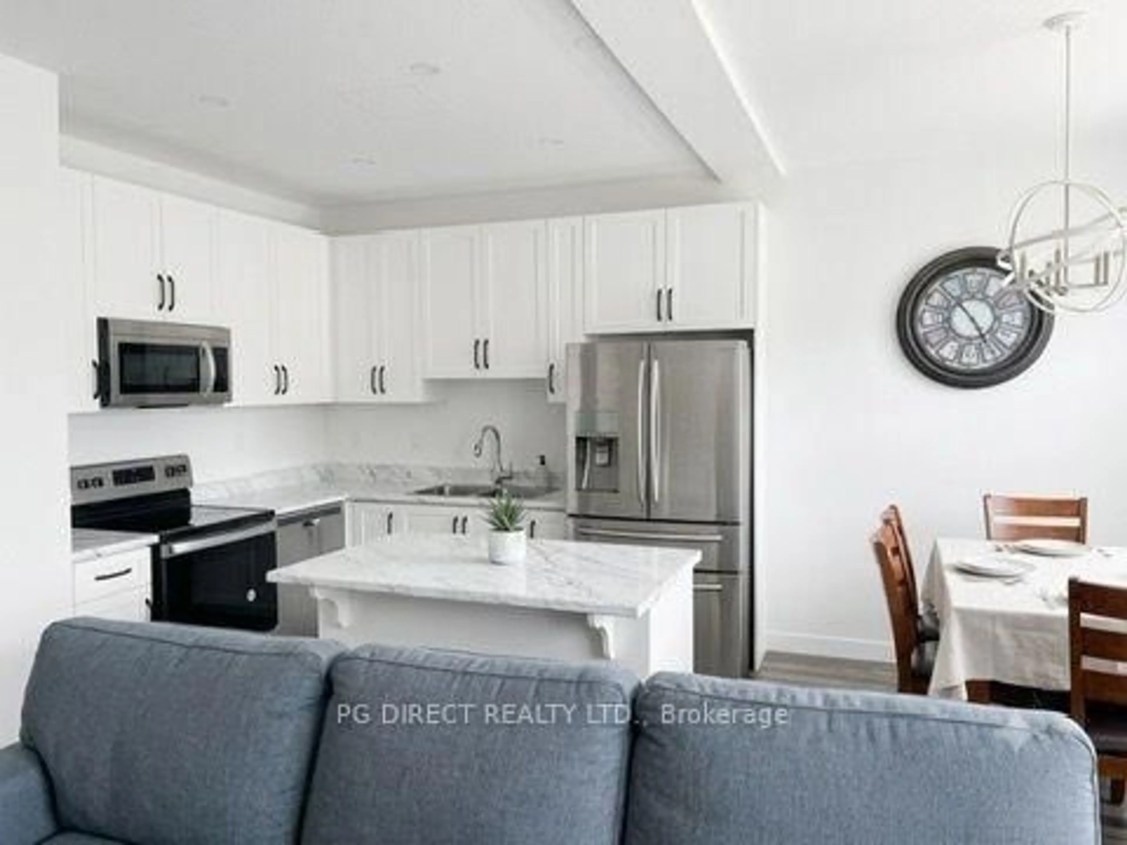Open concept kitchen, ceramic/tile floor for 851 Edinburgh Dr, Woodstock Ontario N4T 0N6