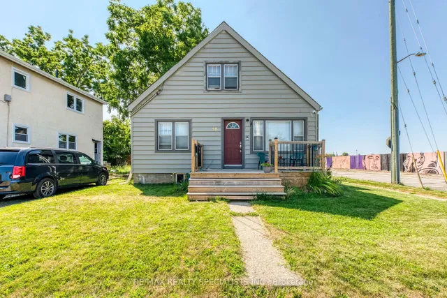 58 Carlton St, St. Catharines 2