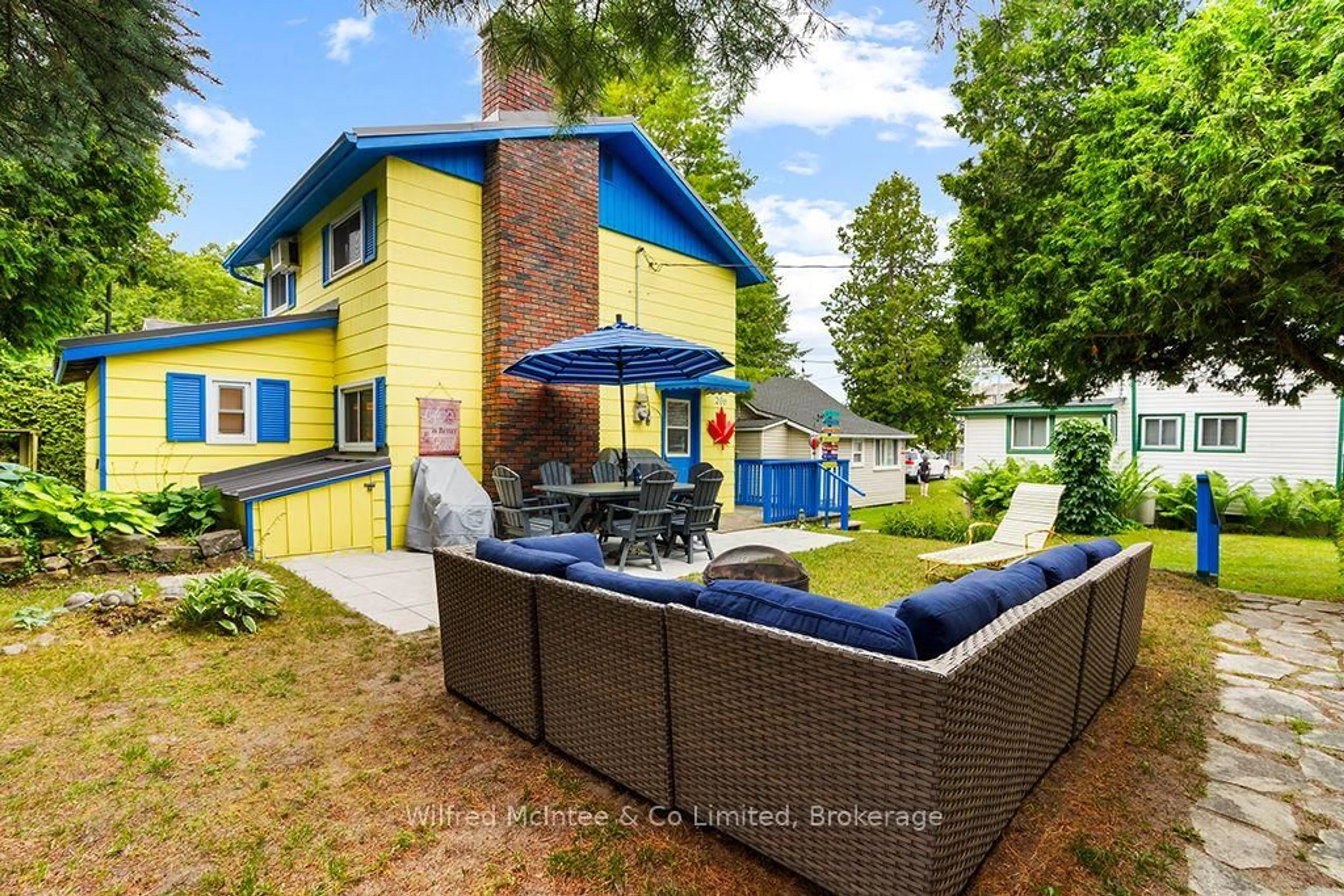Patio, street for 206 First St, South Bruce Peninsula Ontario N0H 2G0