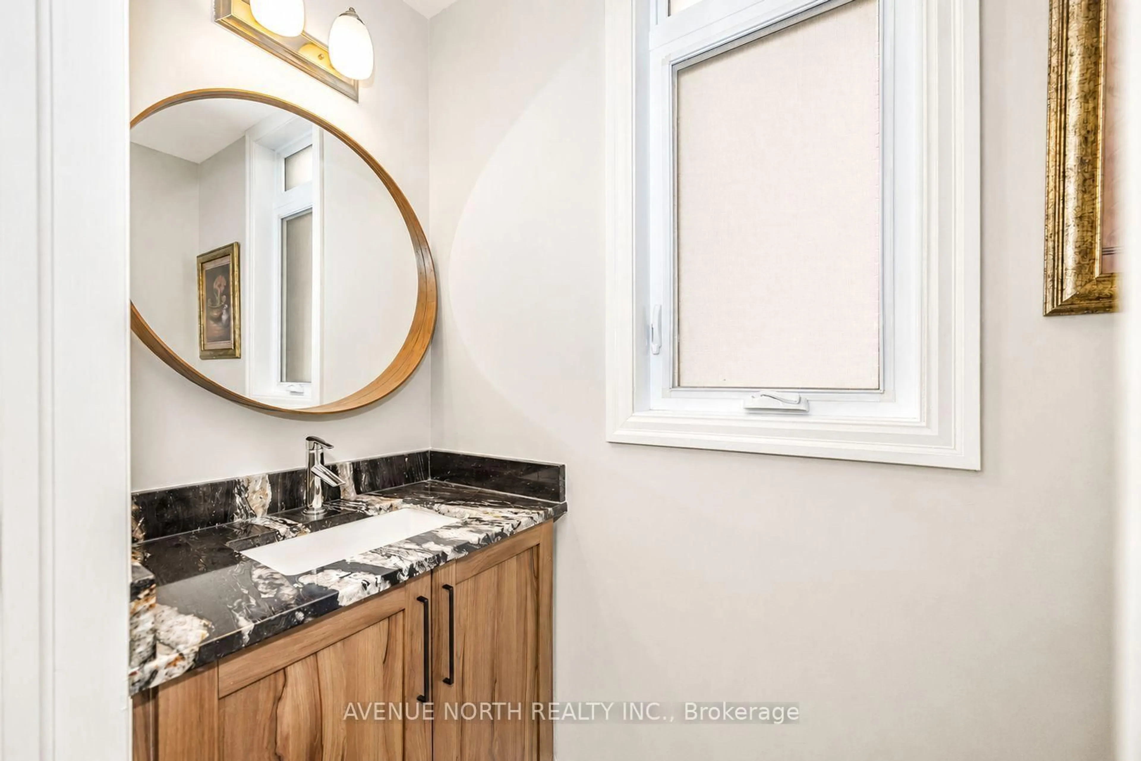 Standard bathroom, ceramic/tile floor for 323 Lysander Pl, Ottawa Ontario K1K 3X8