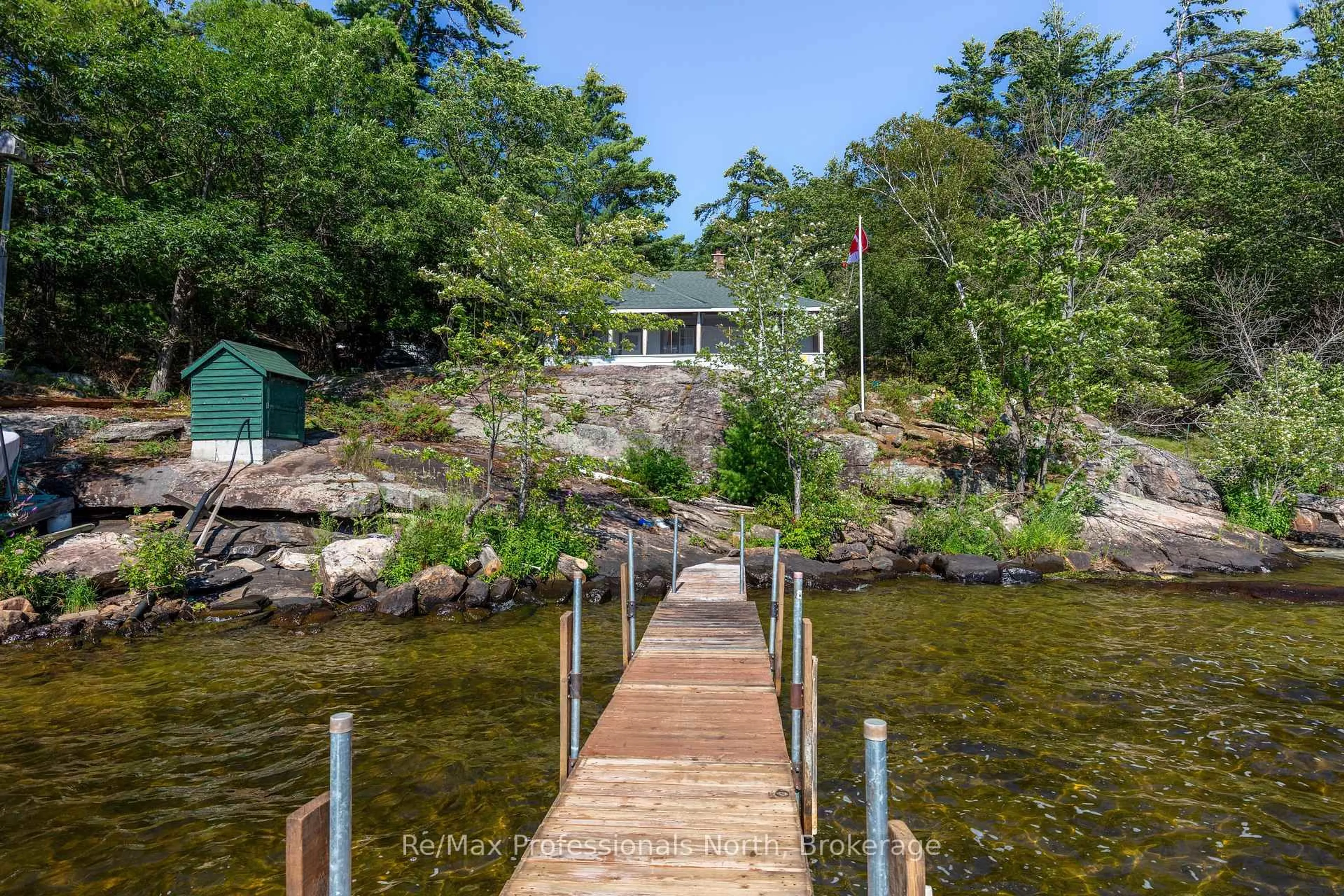 Unknown for 1102 Unit 2 Clipsham Rd, Gravenhurst Ontario P0E 1G0