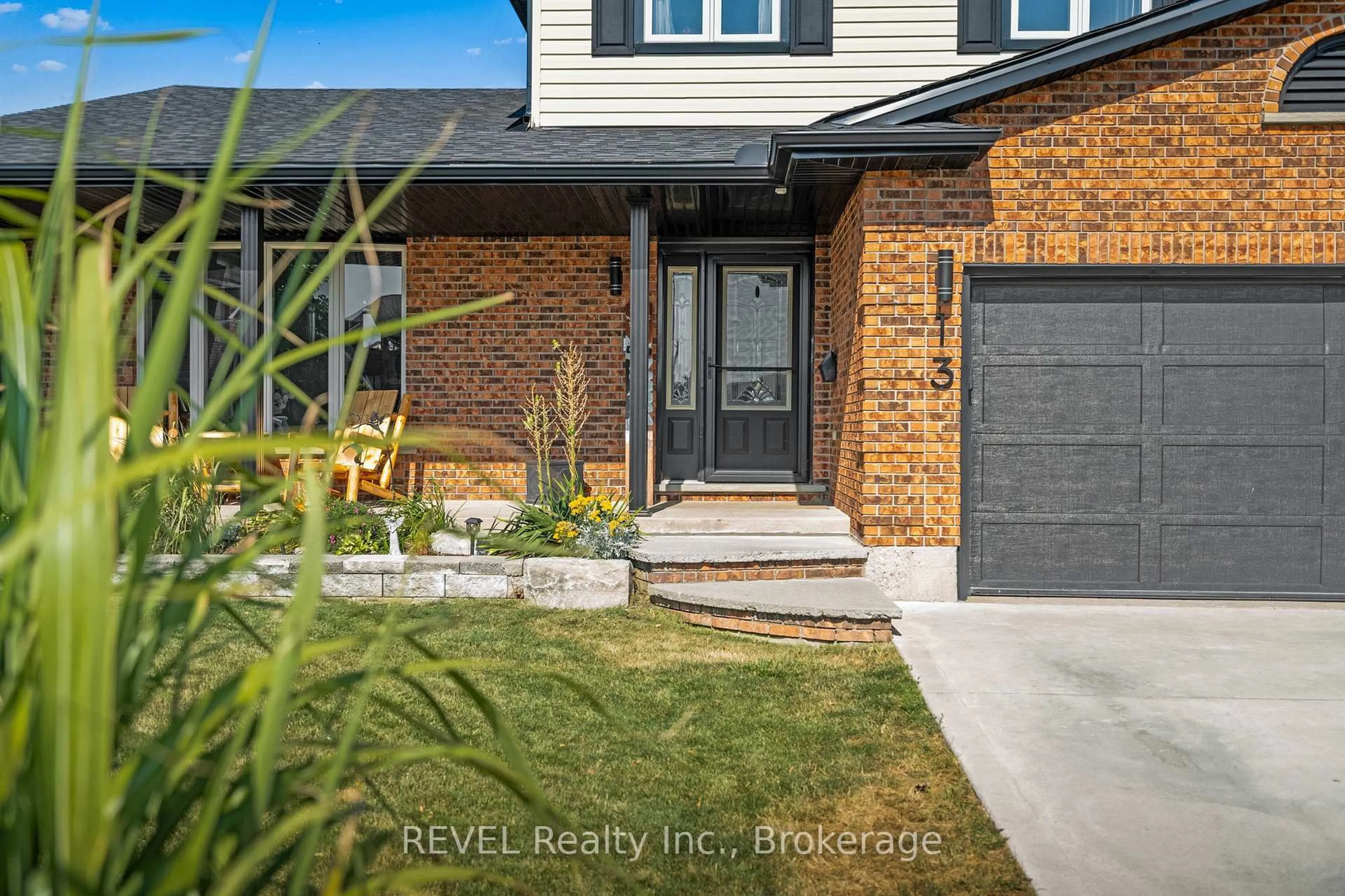 Home with brick exterior material, street for 13 Bartok Cres, Port Colborne Ontario L3K 6B5