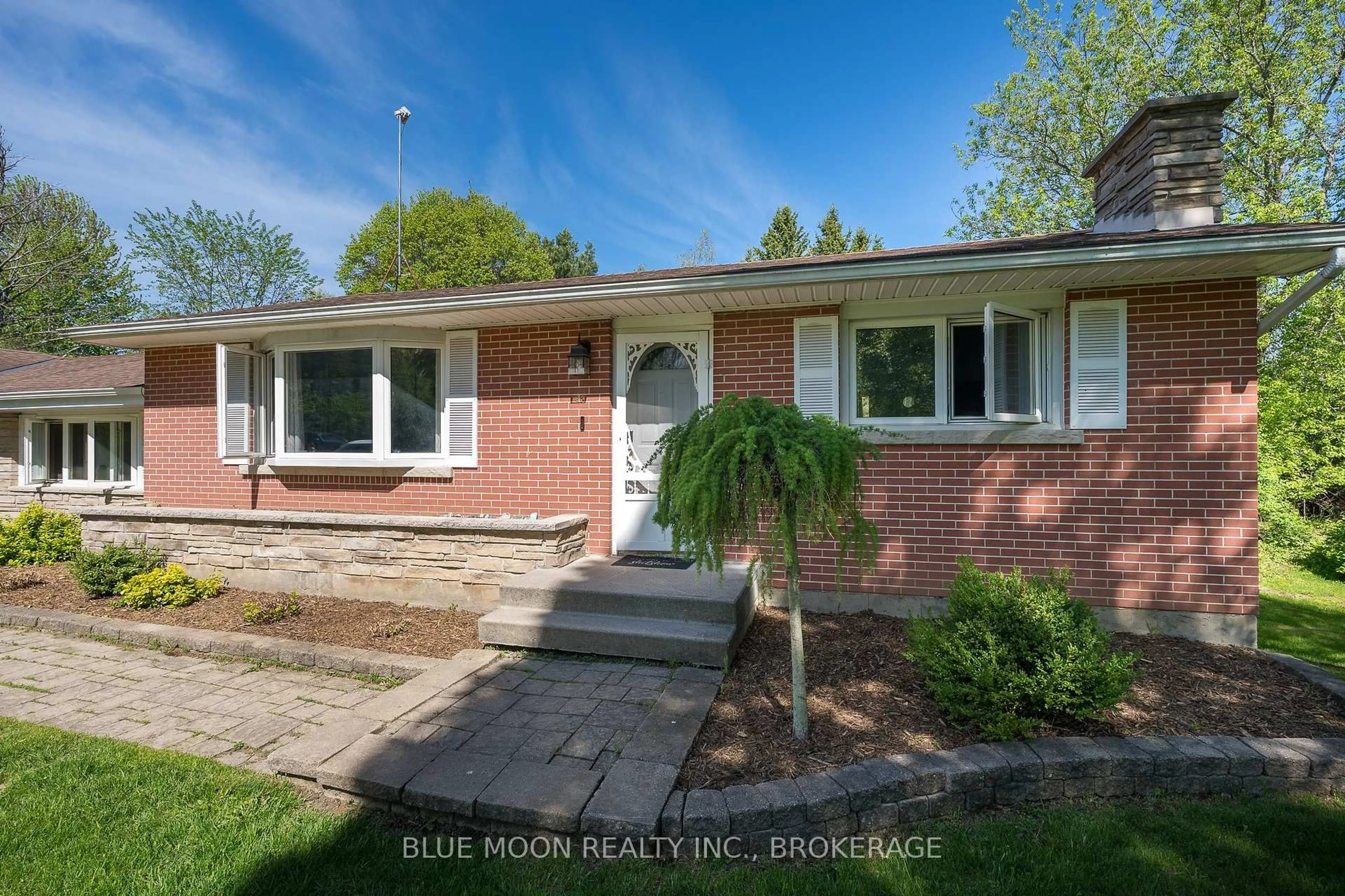 Home with brick exterior material, street for 2545 Leeman Rd, Mcdonalds Corners Ontario K0H 1M0