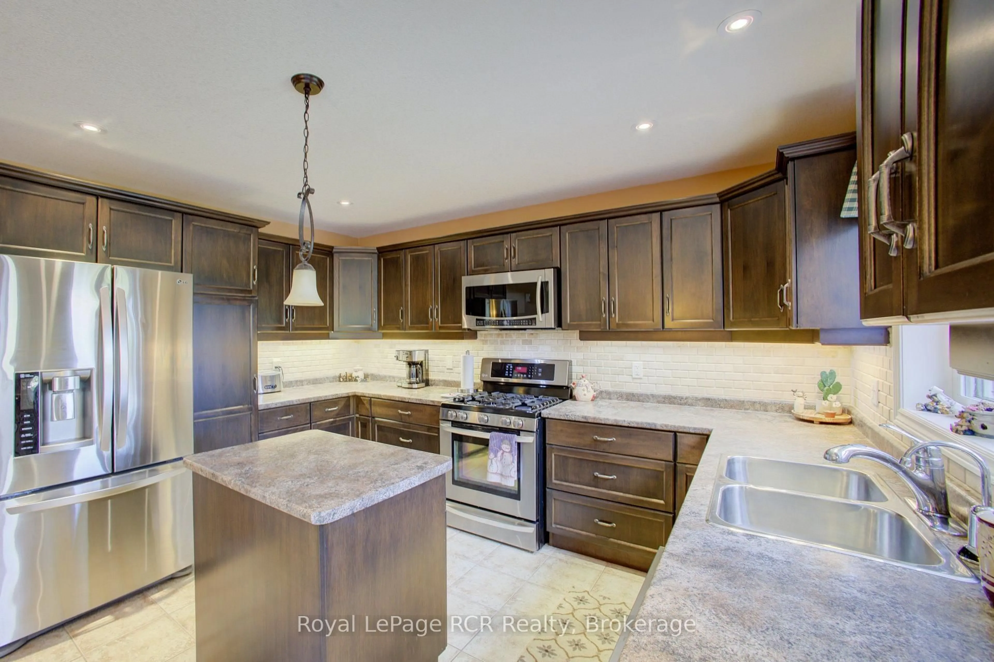 Open concept kitchen, ceramic/tile floor for 237 Carrol St, Wellington North Ontario N0G 1A0