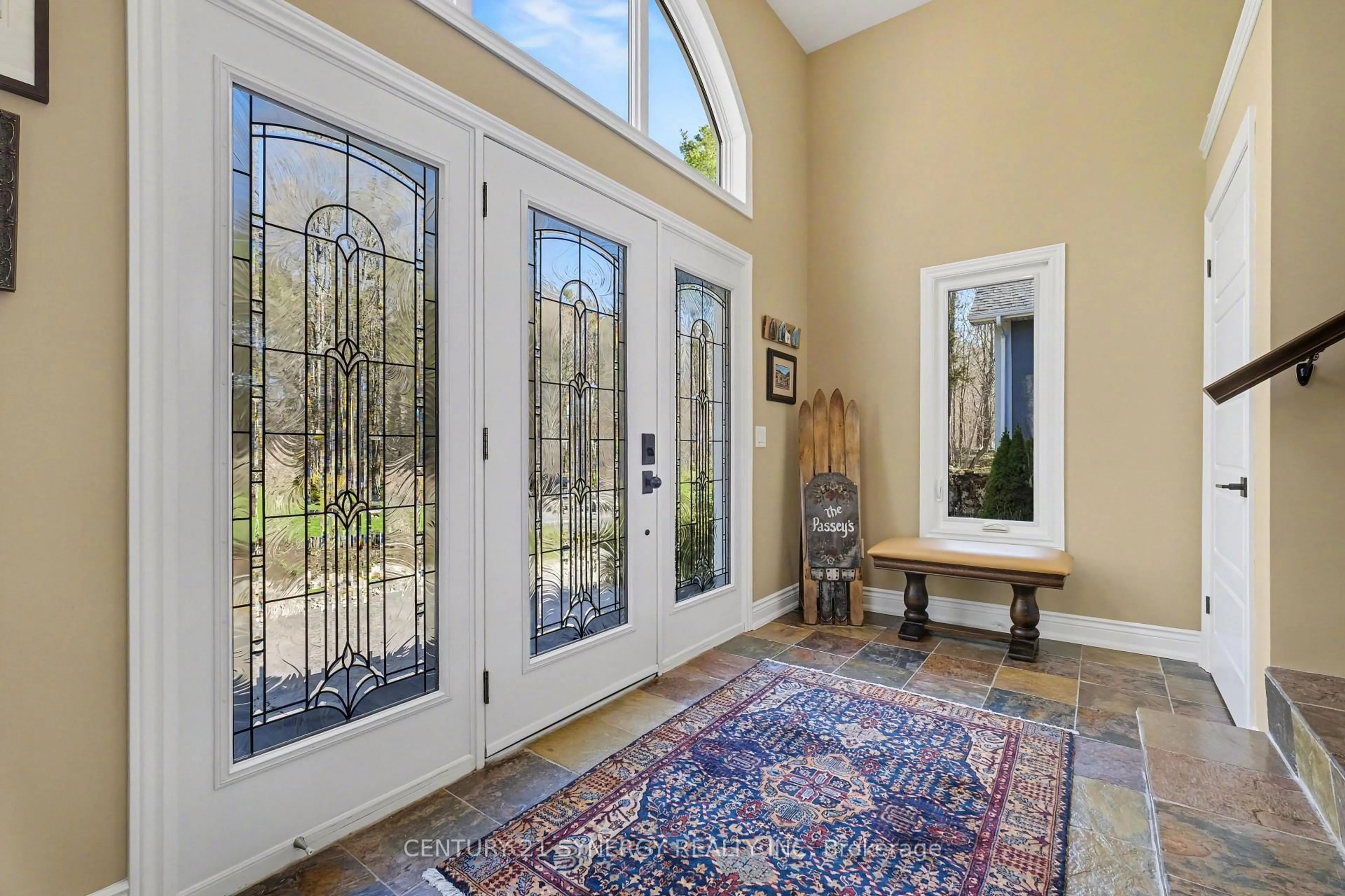 Indoor entryway for 3360-A County Road 3 Rd, Leeds and the Thousand Islands Ontario K0E 1N0