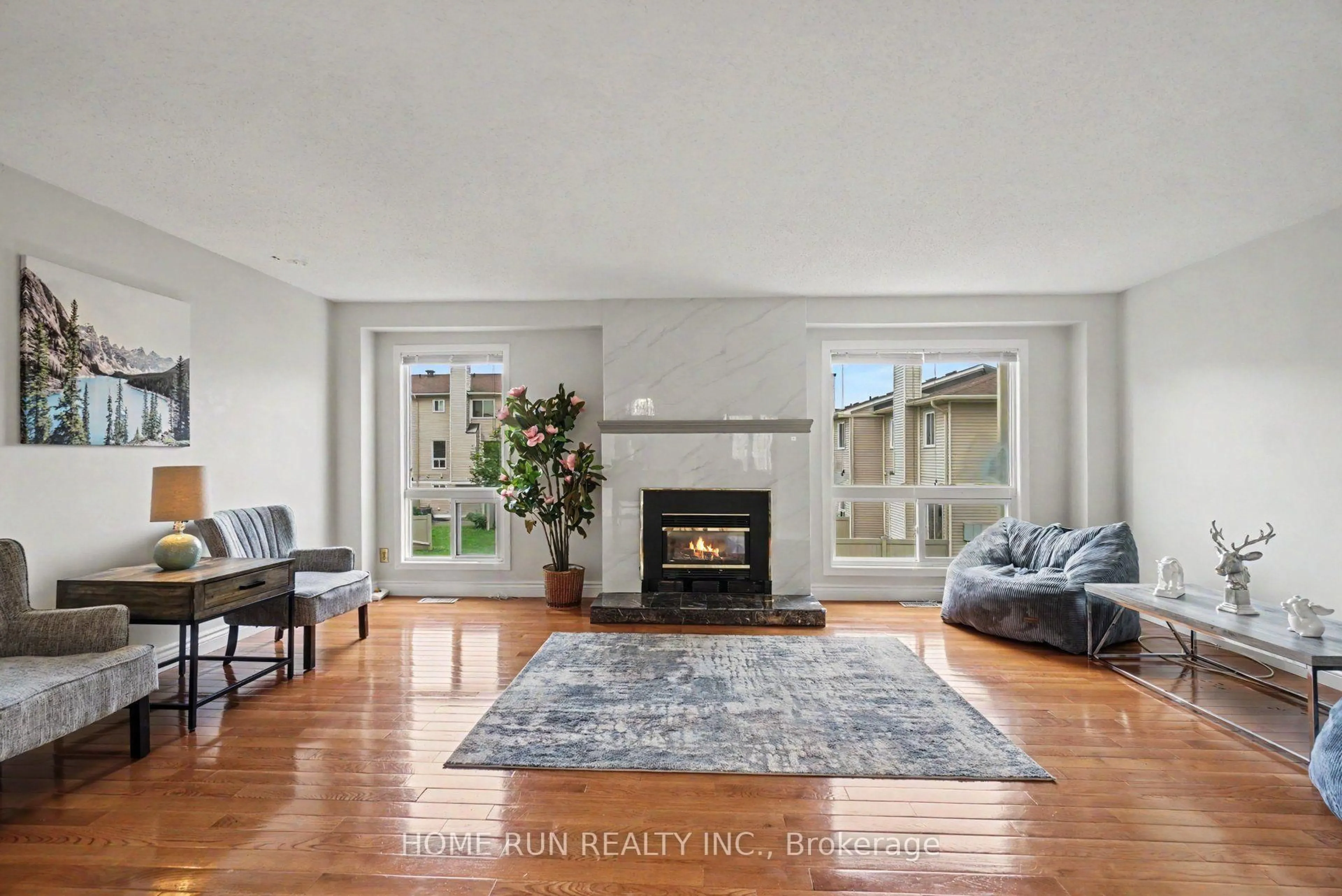 Living room with furniture, unknown for 9D CASTLEBROOK Lane, Ottawa Ontario K2G 5G1