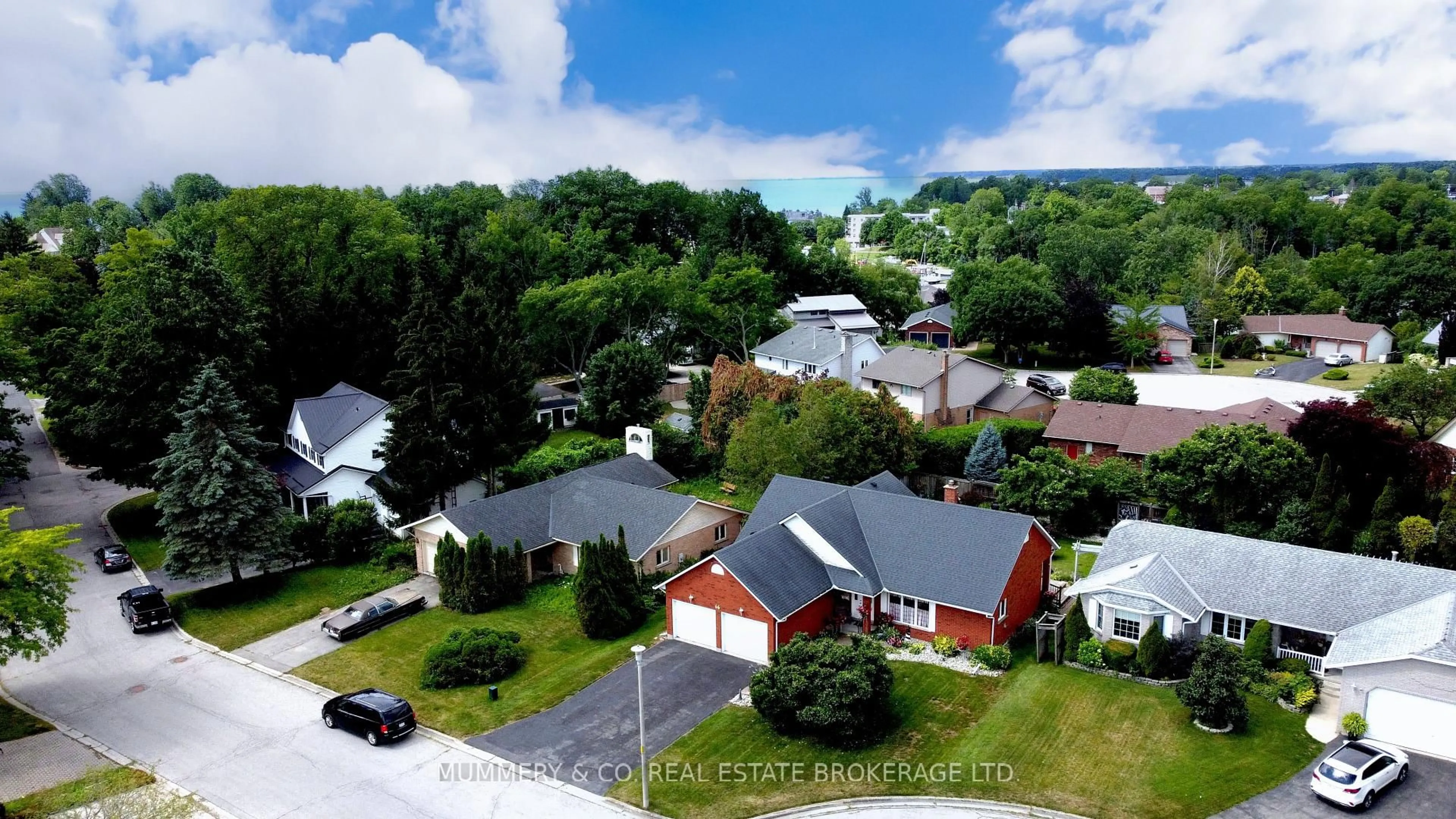 A pic from outside/outdoor area/front of a property/back of a property/a pic from drone, street for 66 John St, Norfolk Ontario N0A 1N7