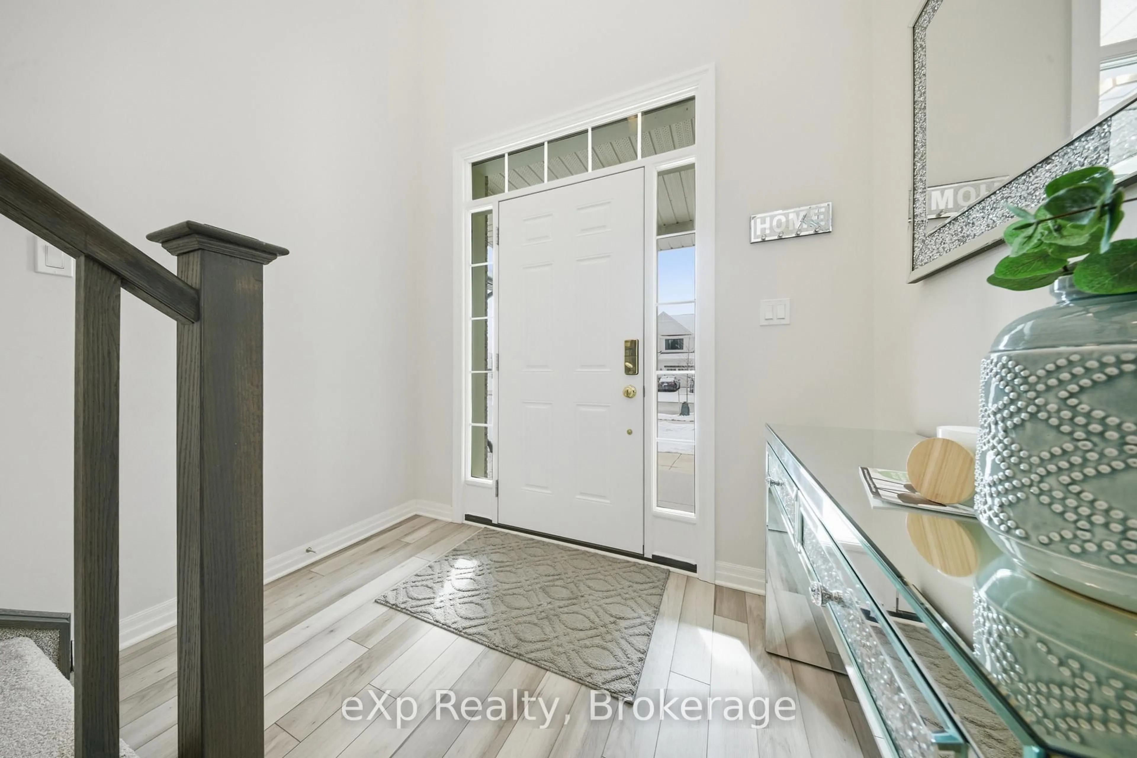 Indoor entryway for 89 Acorn Tr, St. Thomas Ontario N5R 0L8