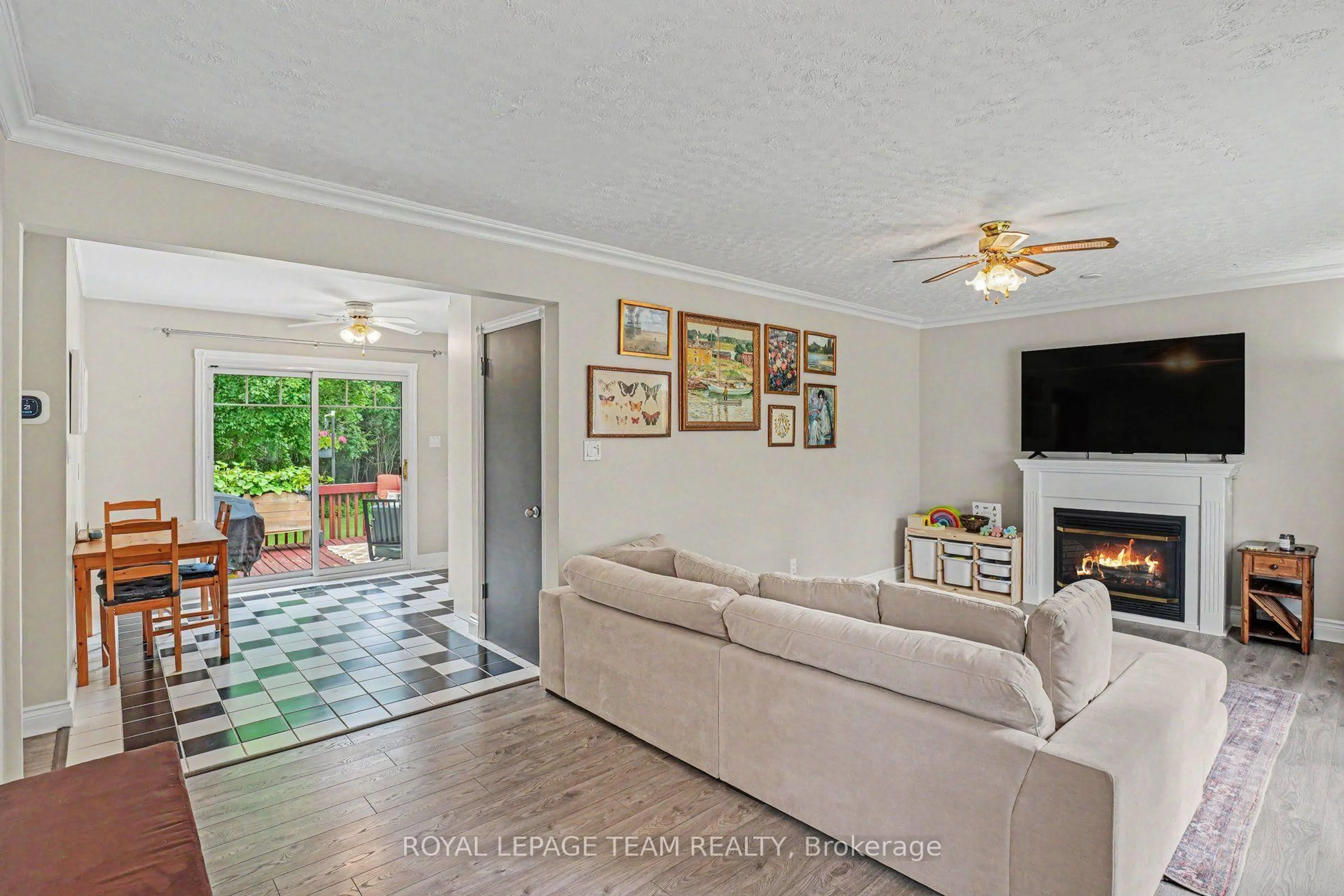 Living room with furniture, ceramic/tile floor for 400 Wylie St, Almonte Ontario K0A 1A0