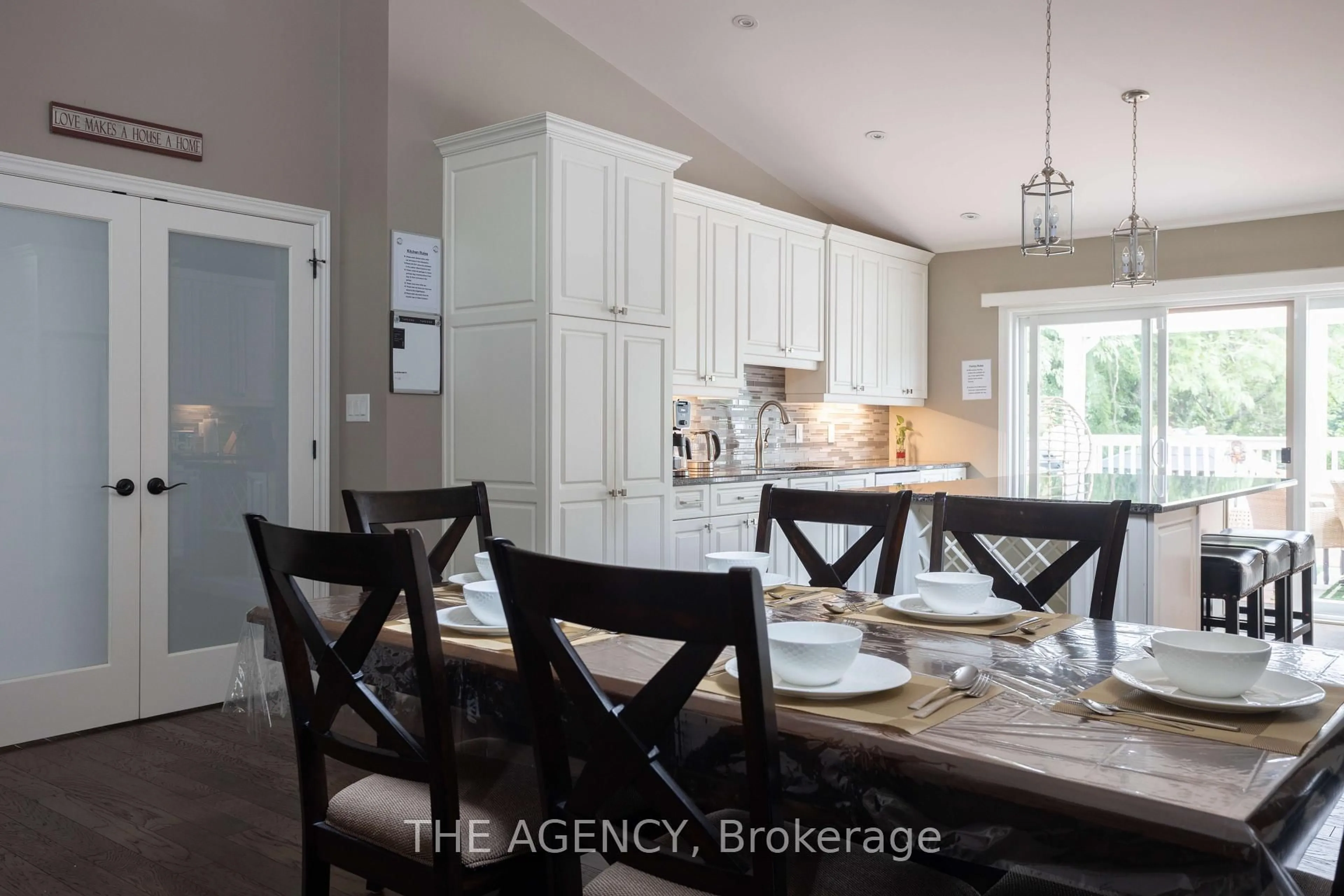 Open concept kitchen, ceramic/tile floor for 6737 CULP St, Niagara Falls Ontario L2G 2C5