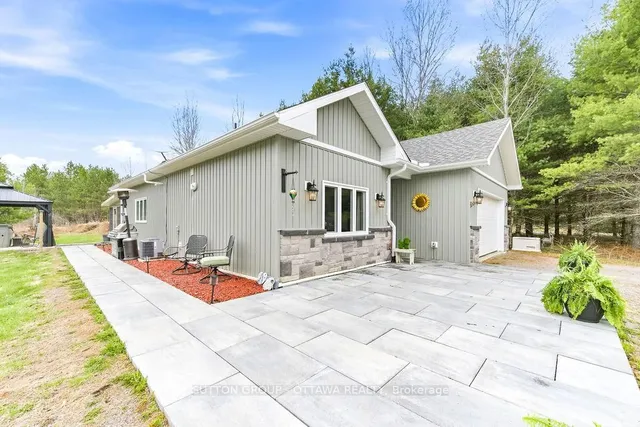 12 Eastern Ave, Griffith 3