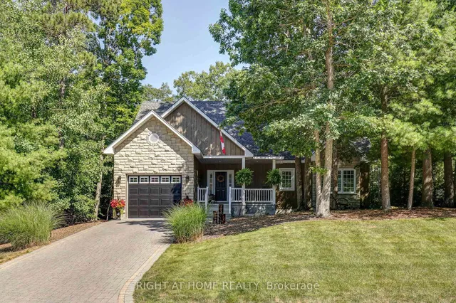 10047 Jennison Cres, Lambton Shores 2