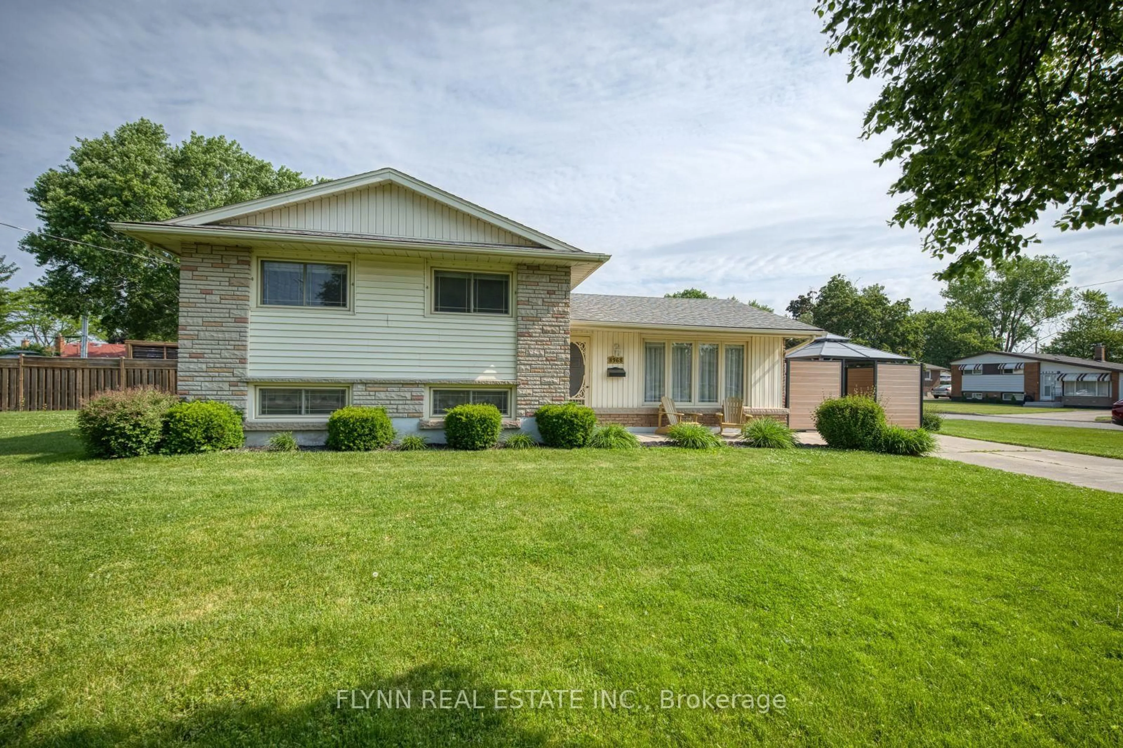 Home with brick exterior material, street for 8968 Banting Ave, Niagara Falls Ontario L2G 6Z9