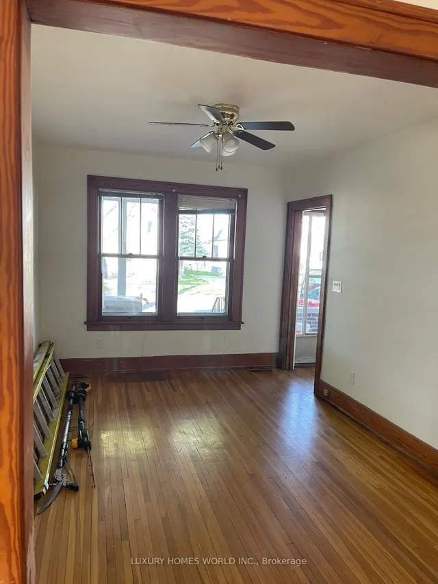 478-480 Cameron Ave, Windsor 3