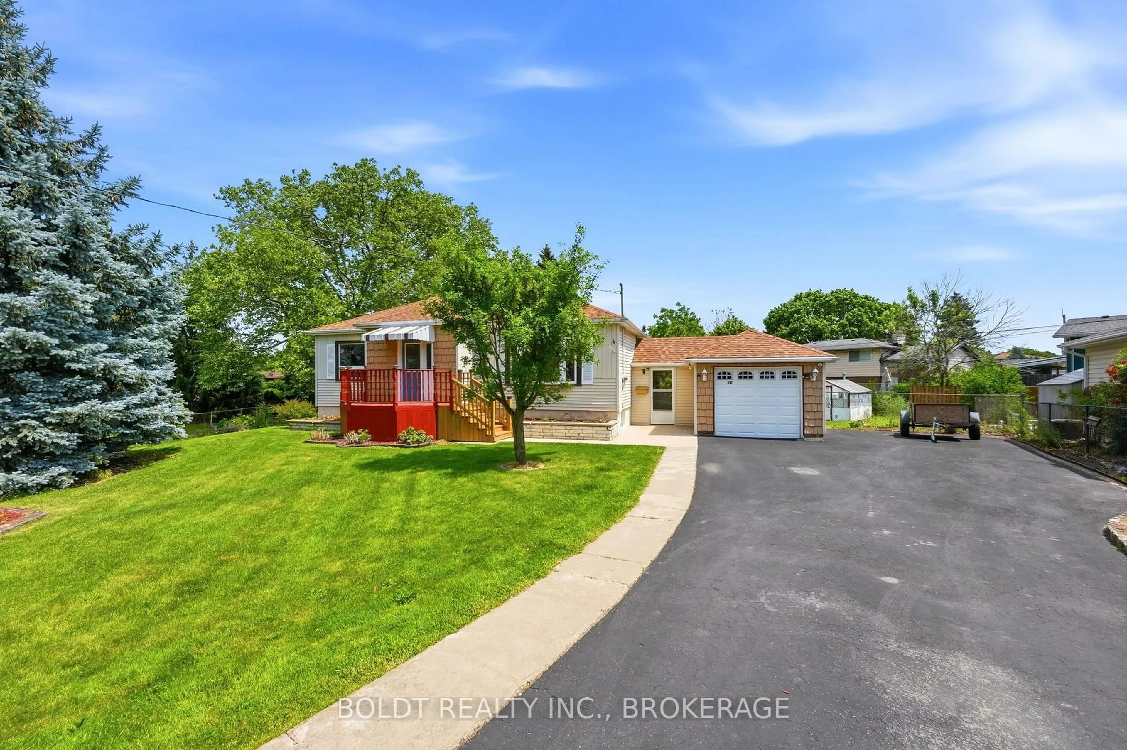 Unknown for 16 Grammar Ave, St. Catharines Ontario L2N 3L3