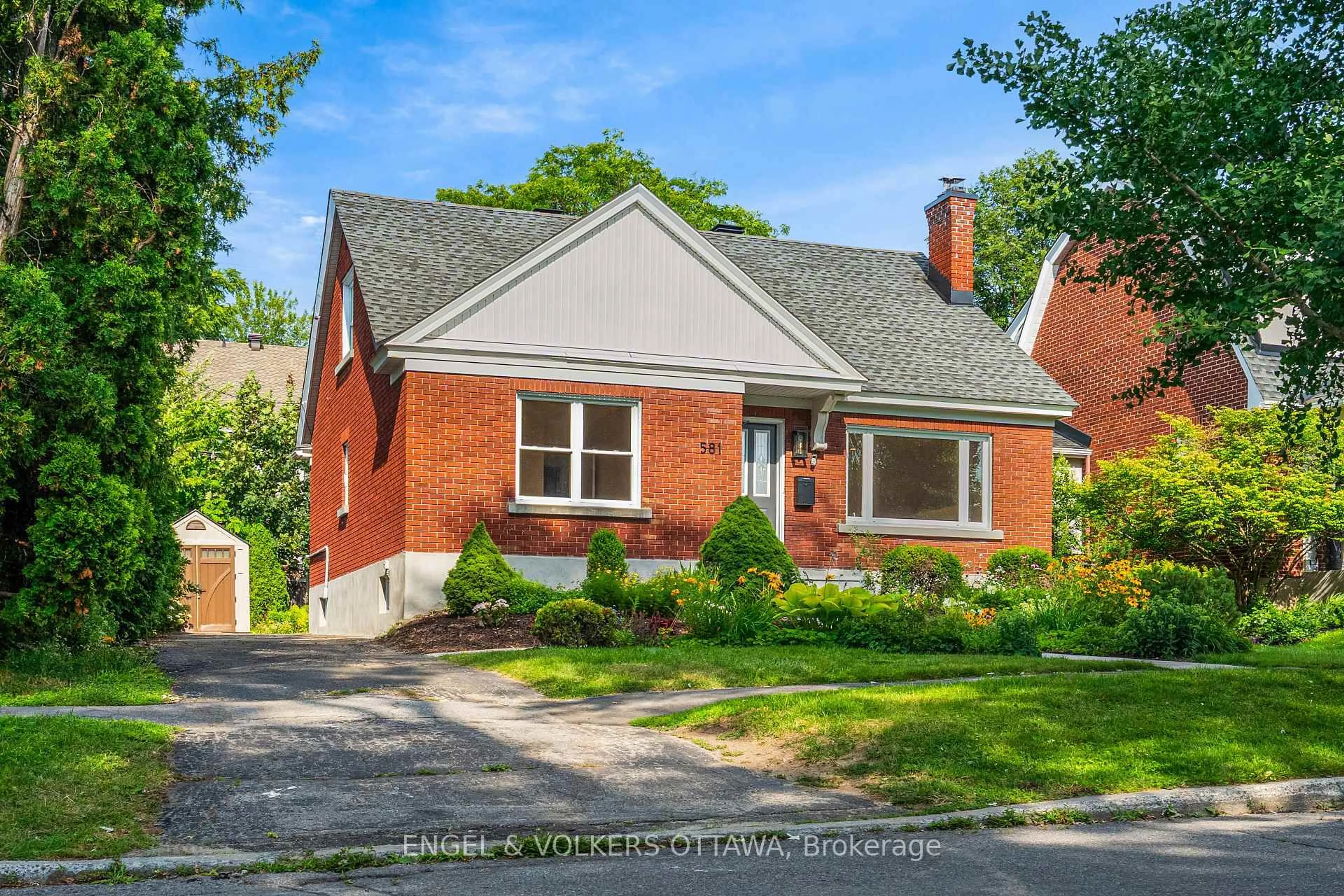 Home with brick exterior material, street for 581 Windermere Ave, Ottawa Ontario K2A 2W4