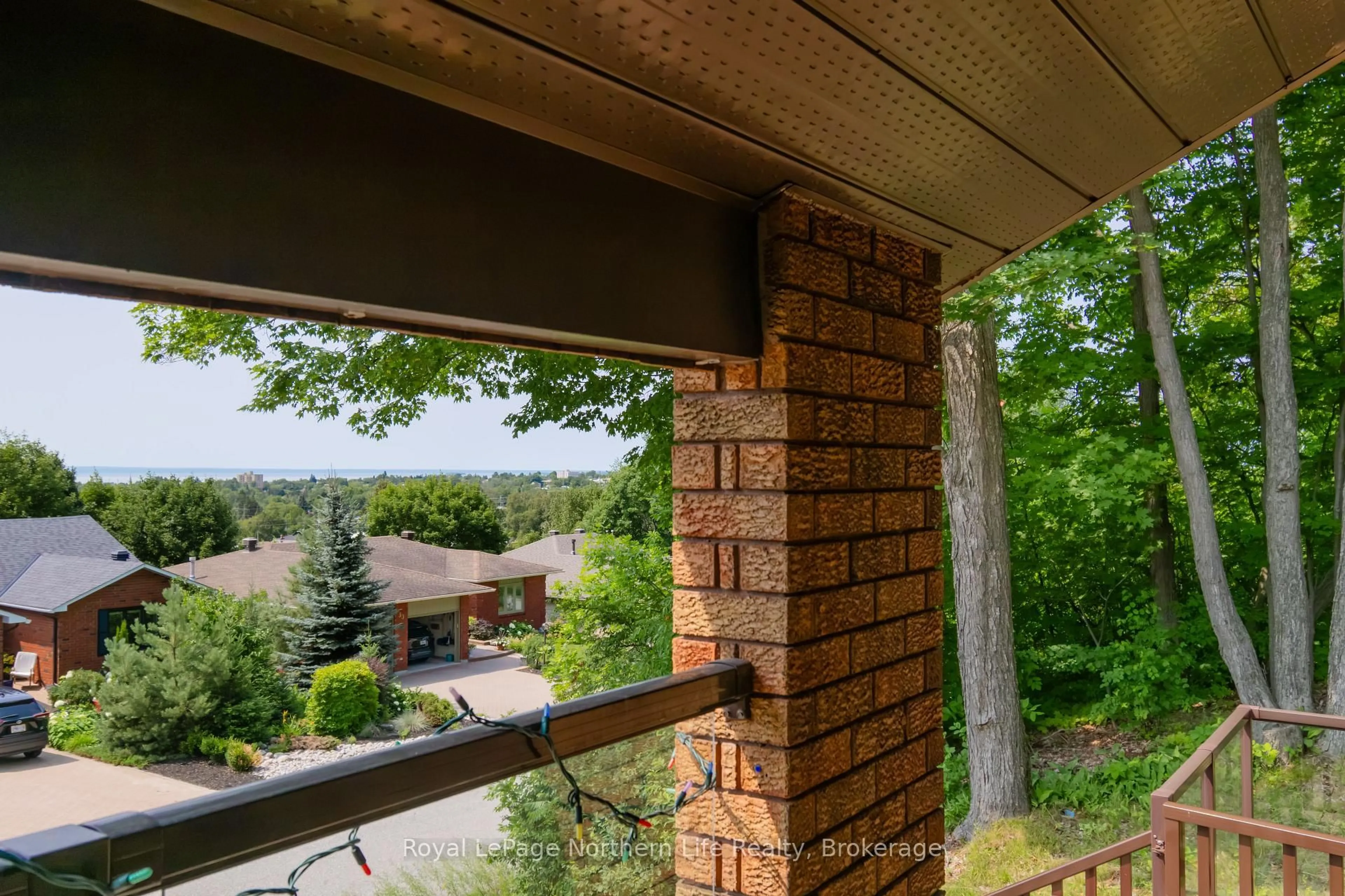 Unknown for 40 Ellendale Dr, North Bay Ontario P1B 8X6