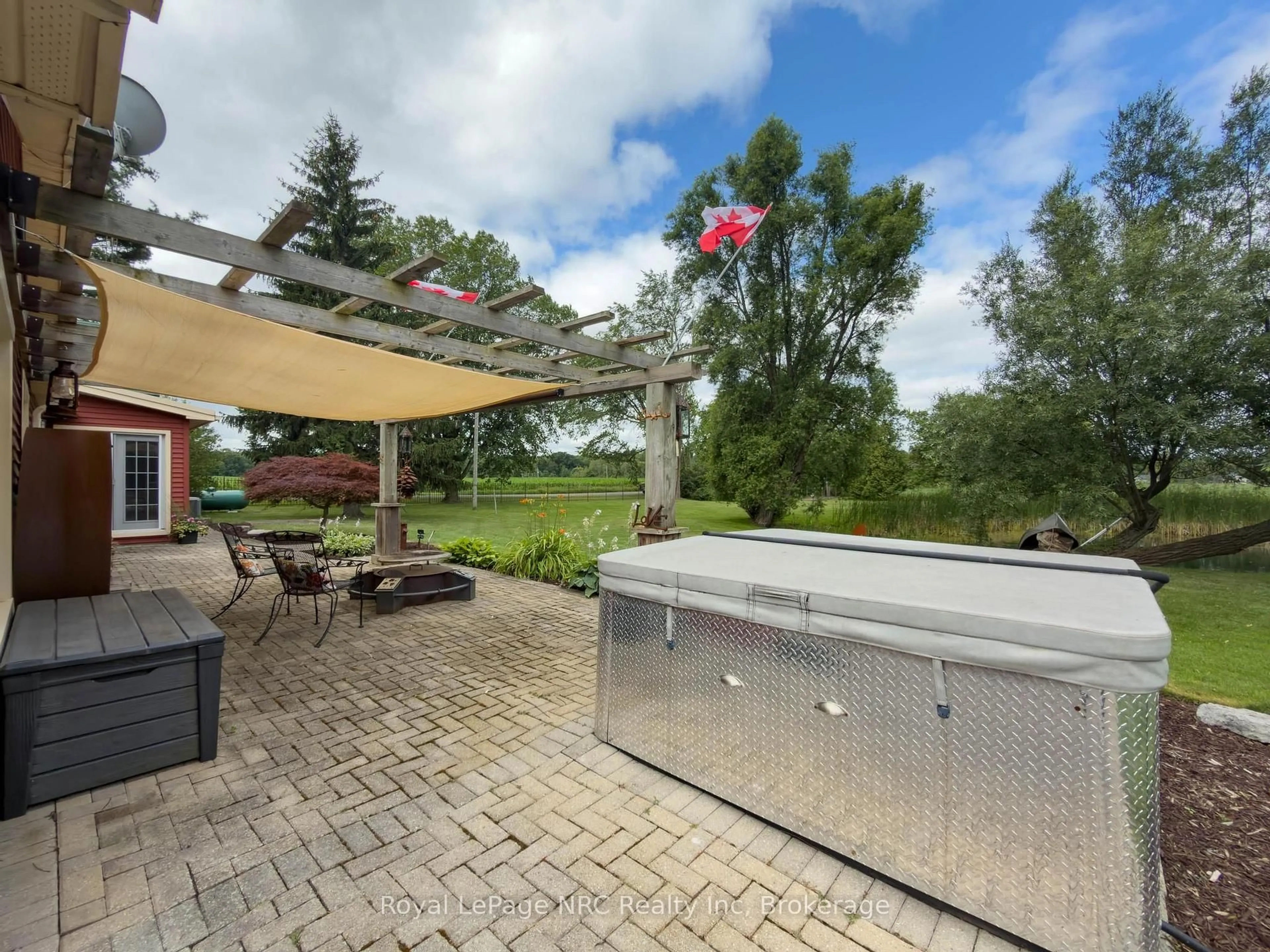Patio, water/lake/river/ocean view for 64610 Concession 6 Rd, Wainfleet Ontario N1A 2W2